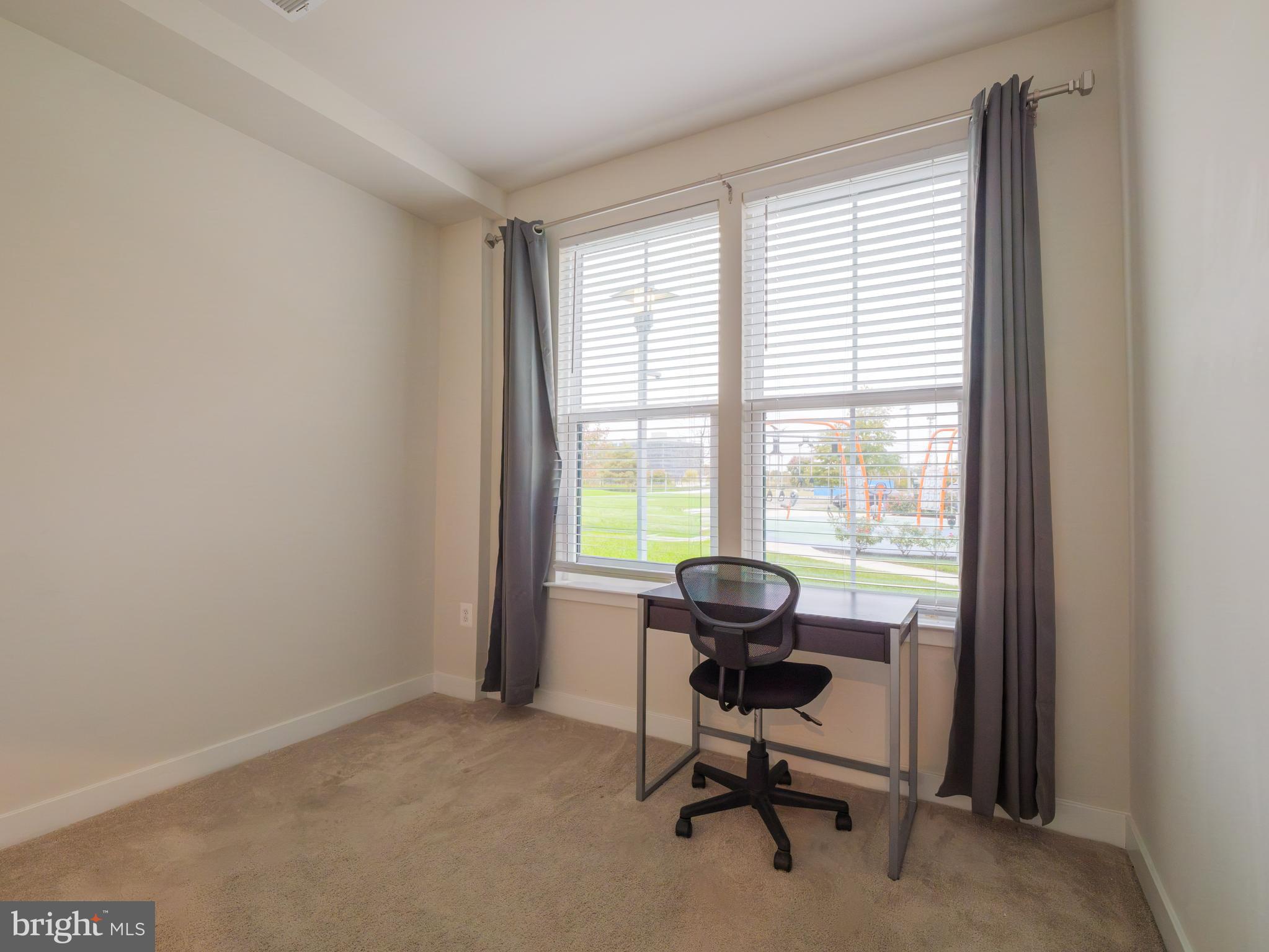 VILLAGE OF TOWNE SQUARE - Residential