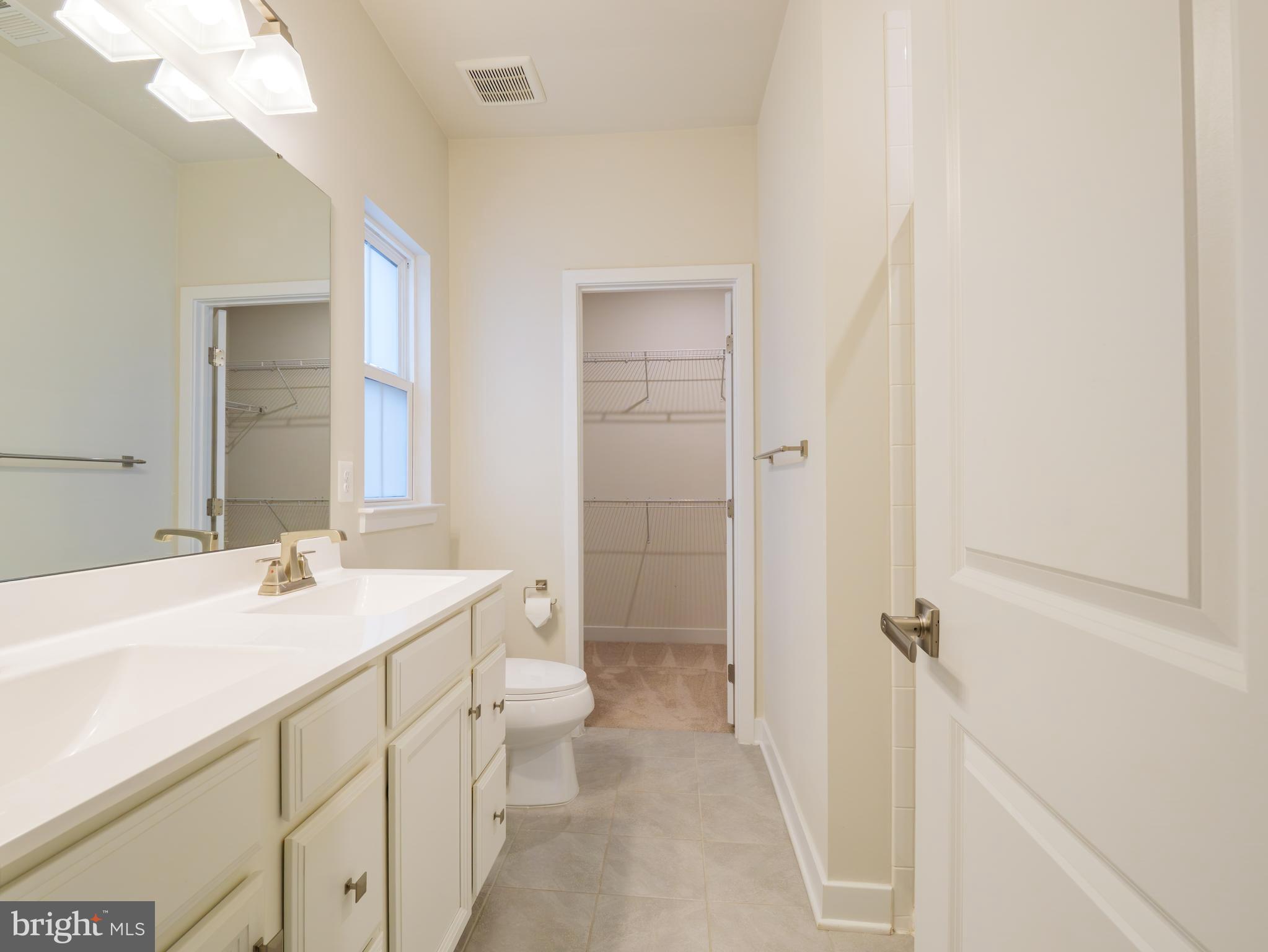 VILLAGE OF TOWNE SQUARE - Residential