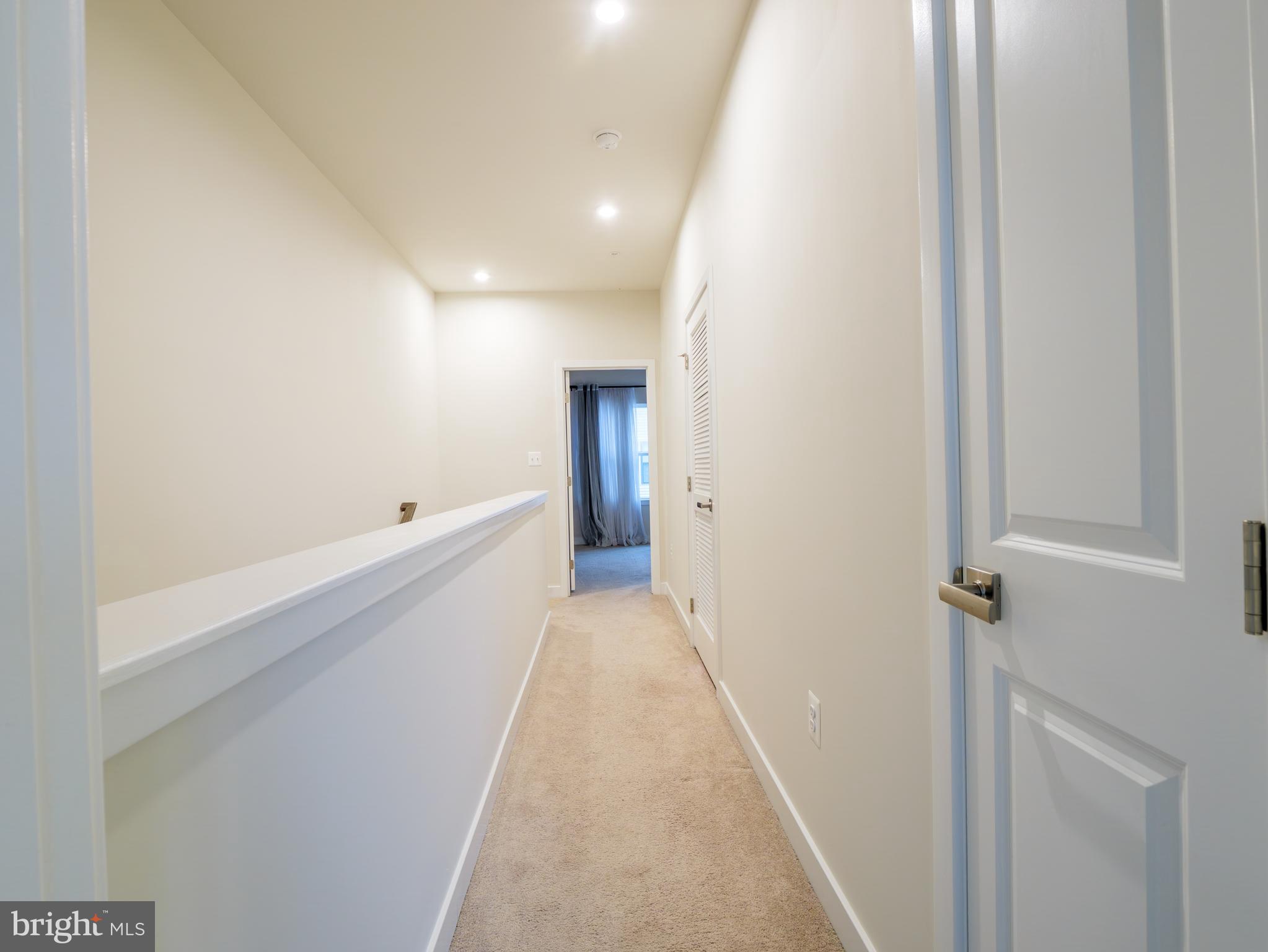 VILLAGE OF TOWNE SQUARE - Residential