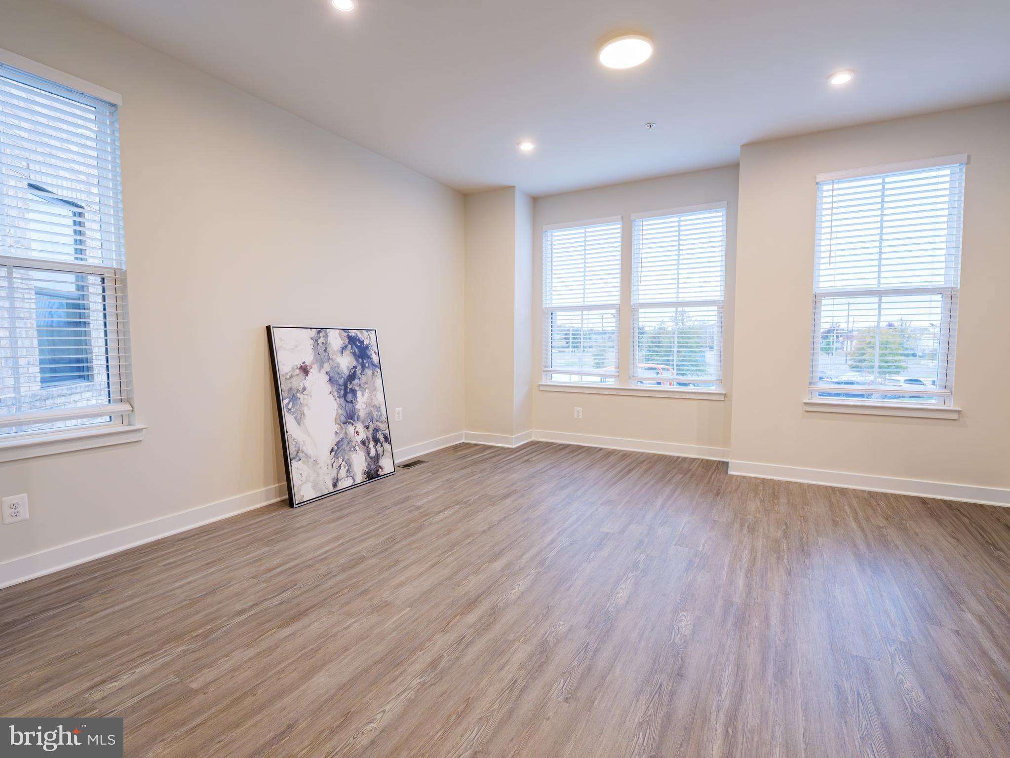 VILLAGE OF TOWNE SQUARE - Residential