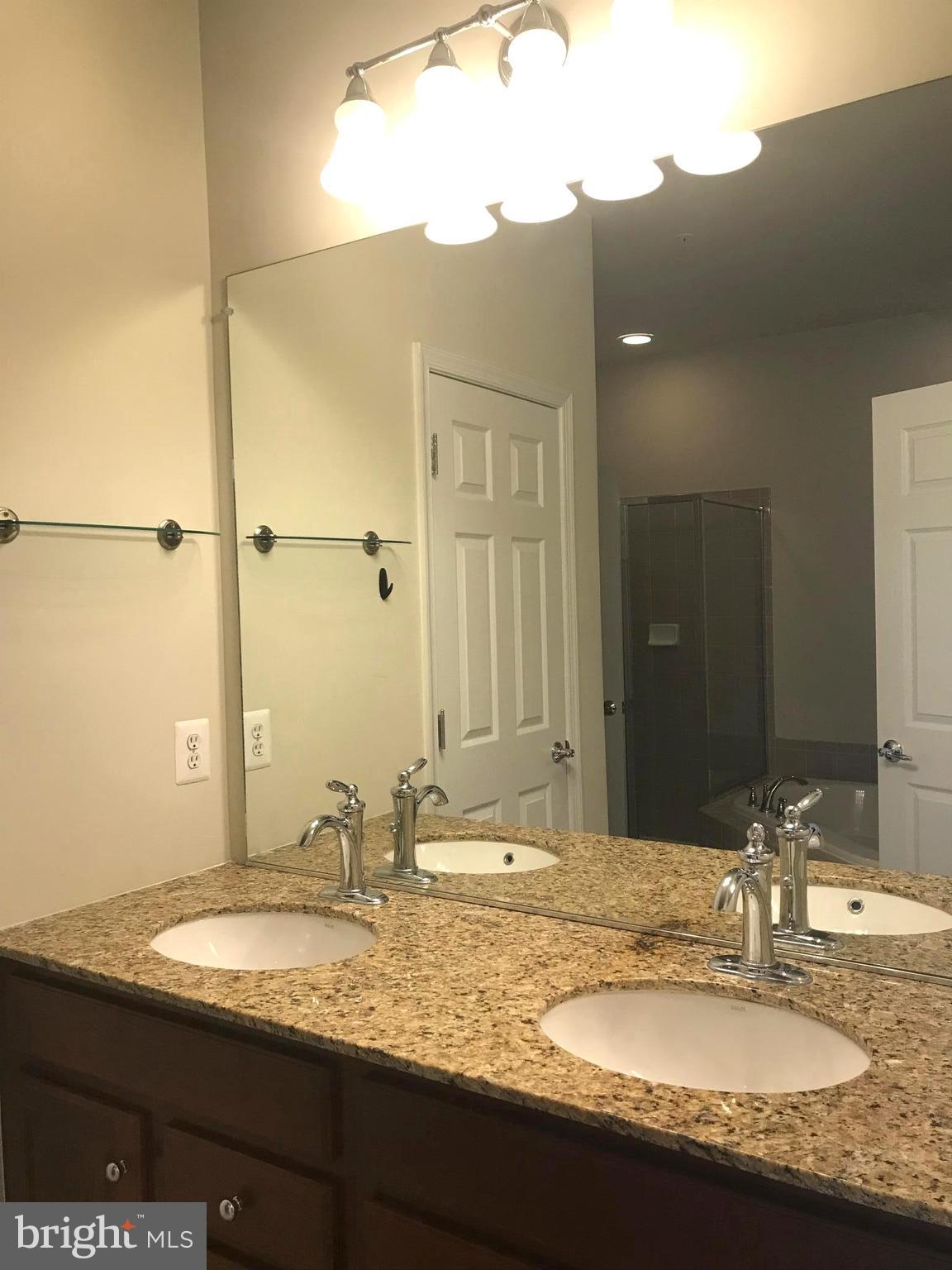 POTOMAC CLUB - Residential