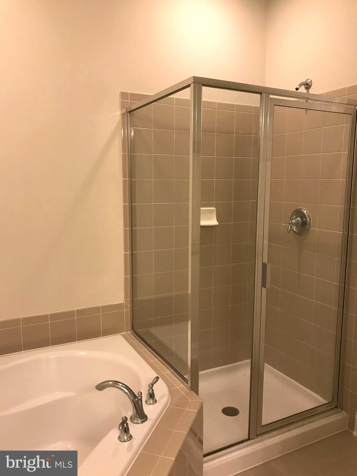 POTOMAC CLUB - Residential