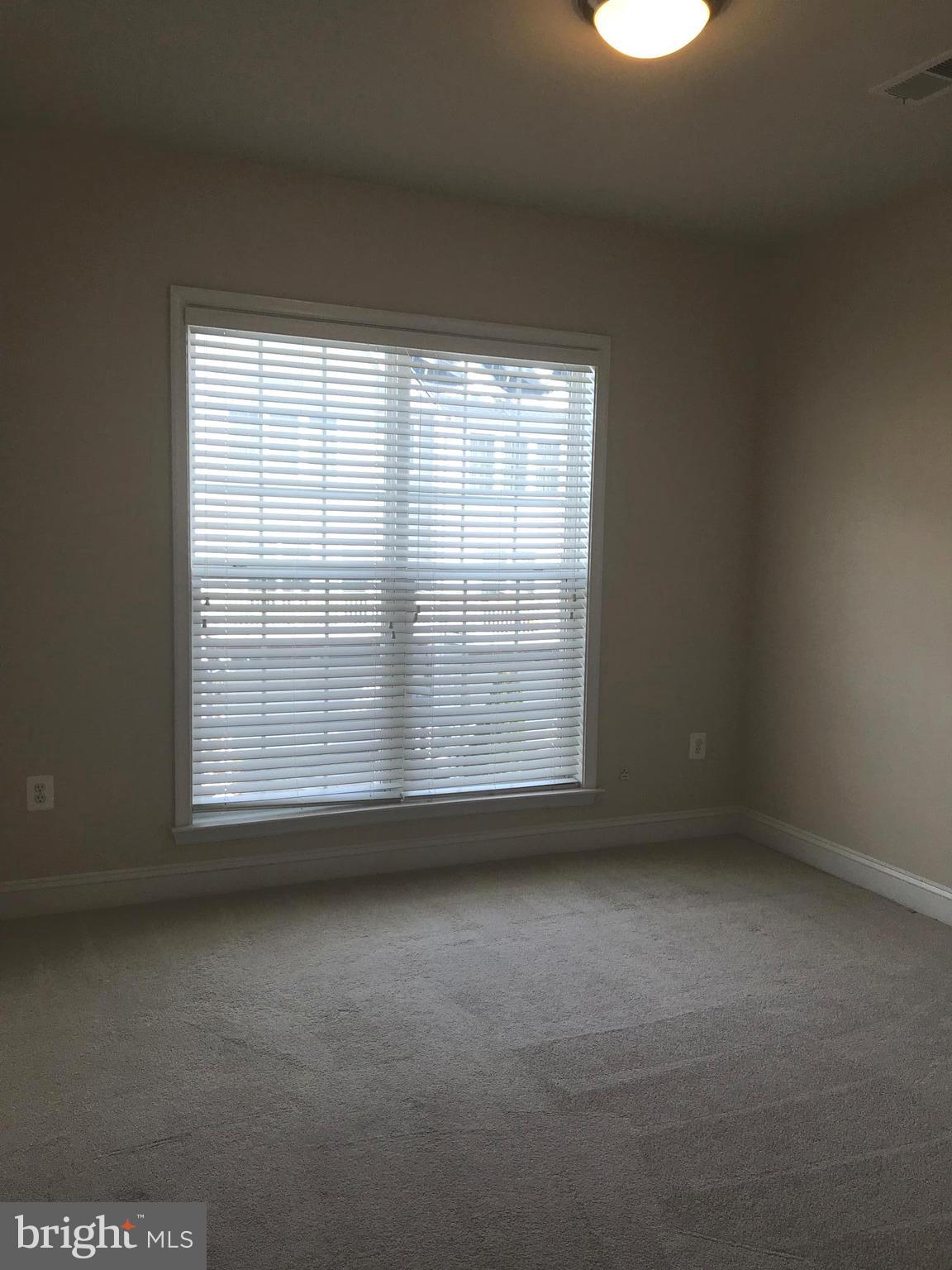 POTOMAC CLUB - Residential