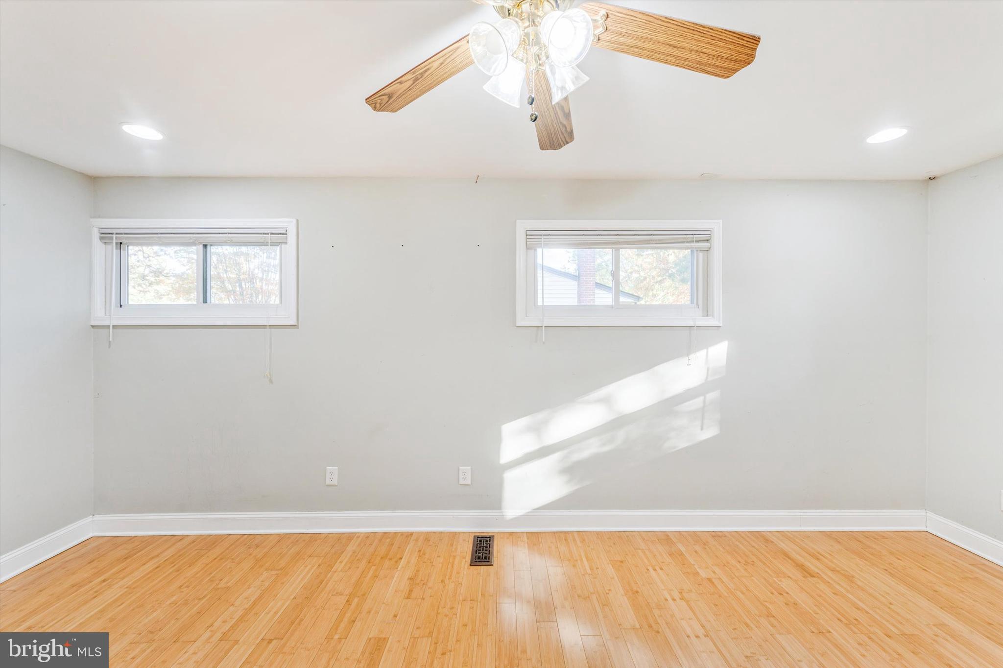 LOISDALE ESTATES - Residential