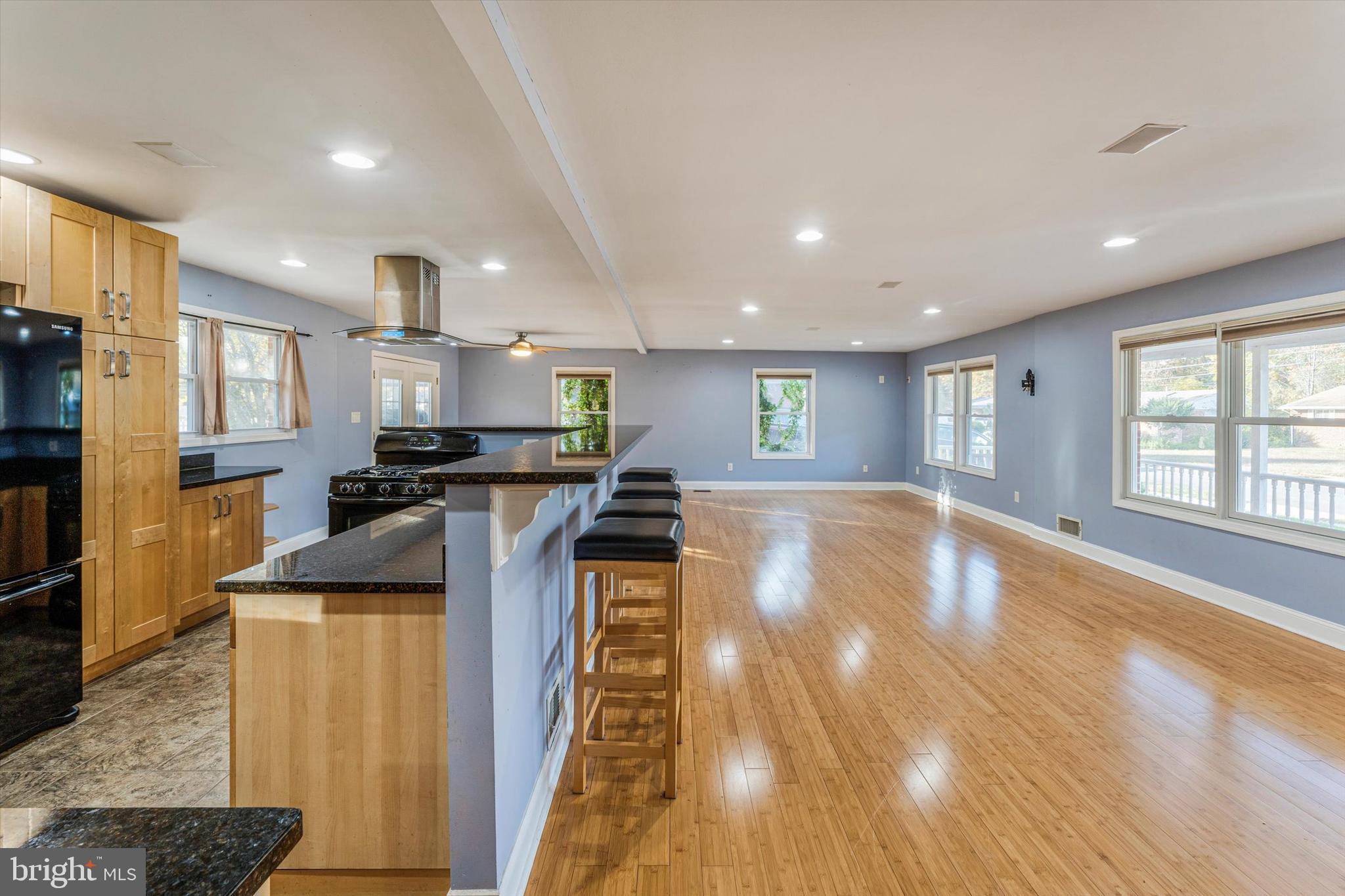 LOISDALE ESTATES - Residential