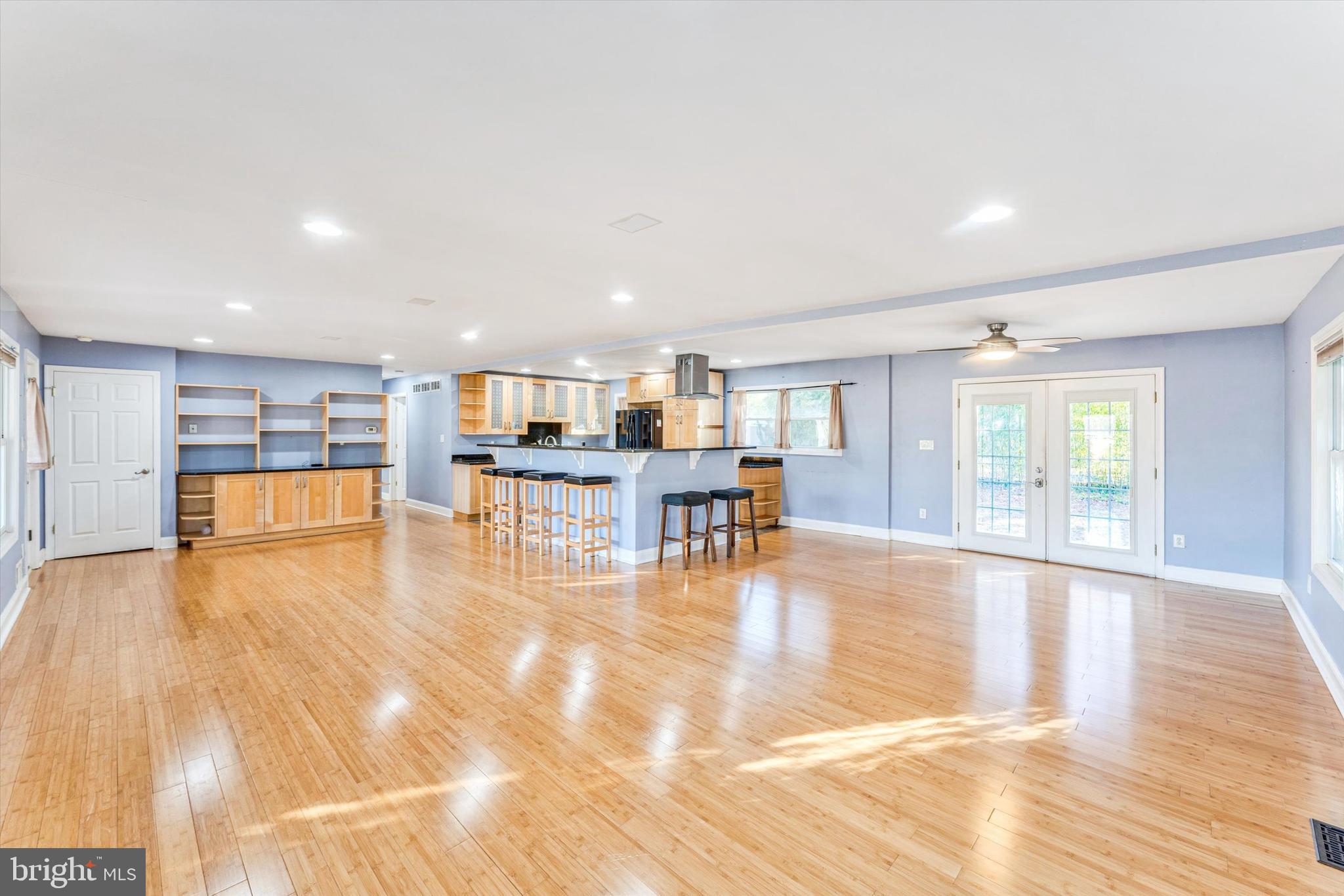 LOISDALE ESTATES - Residential