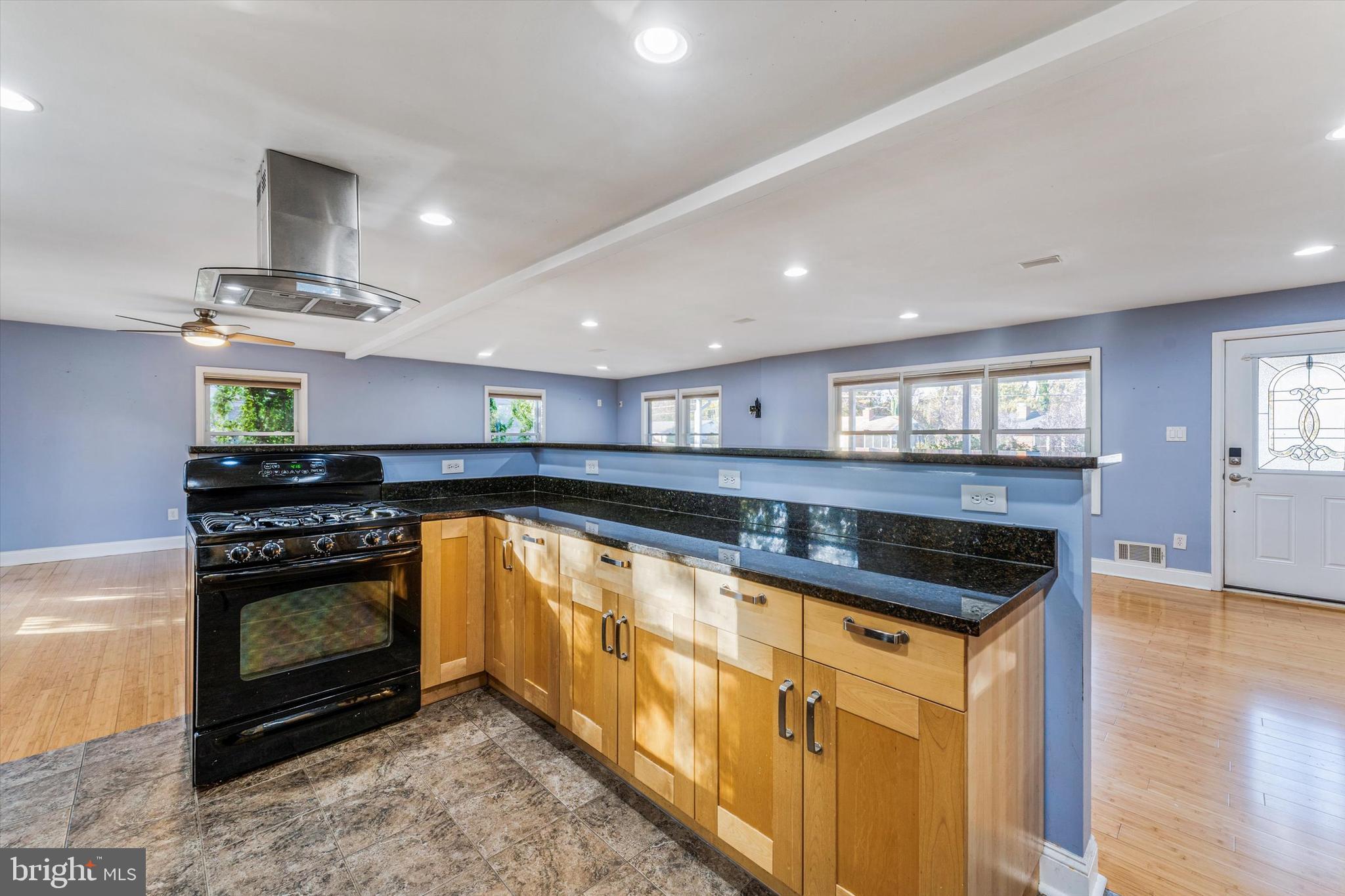 LOISDALE ESTATES - Residential