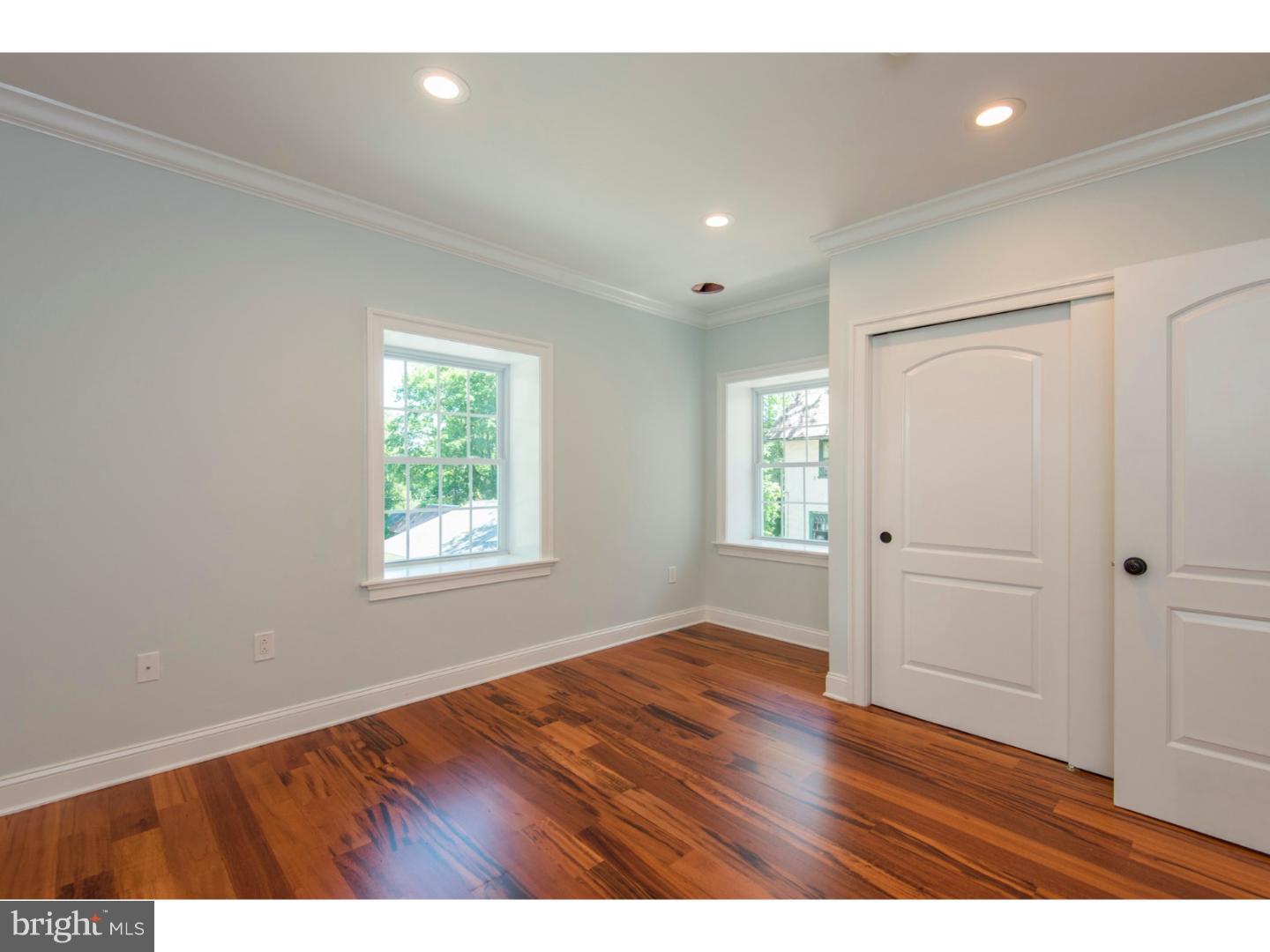 WYNNEWOOD - Residential