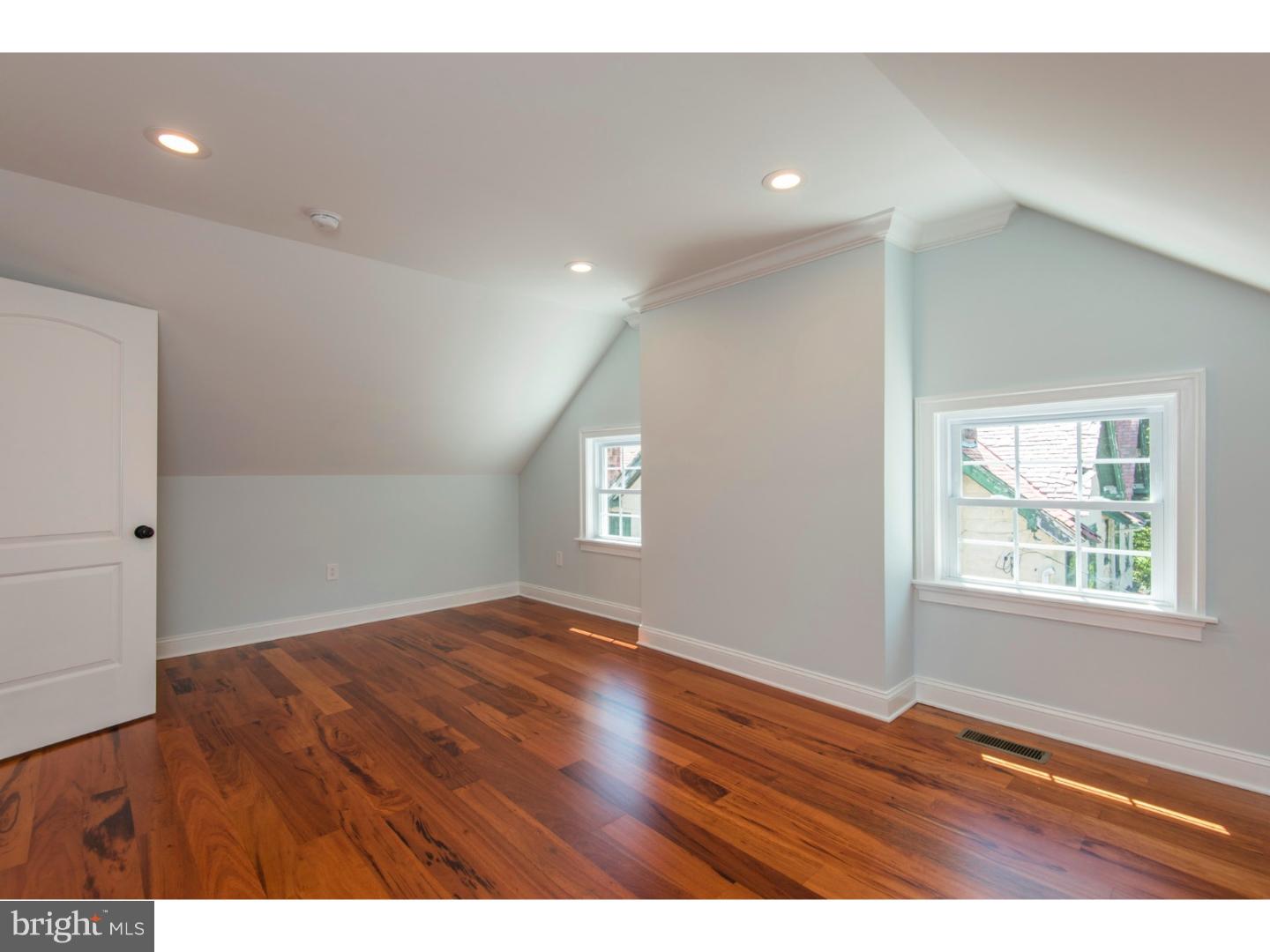 WYNNEWOOD - Residential