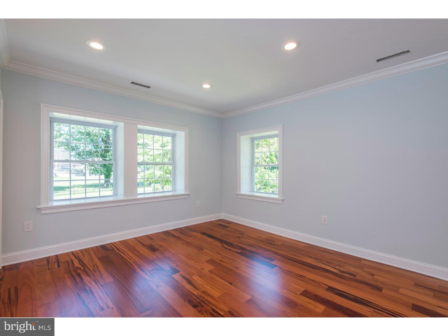 WYNNEWOOD - Residential