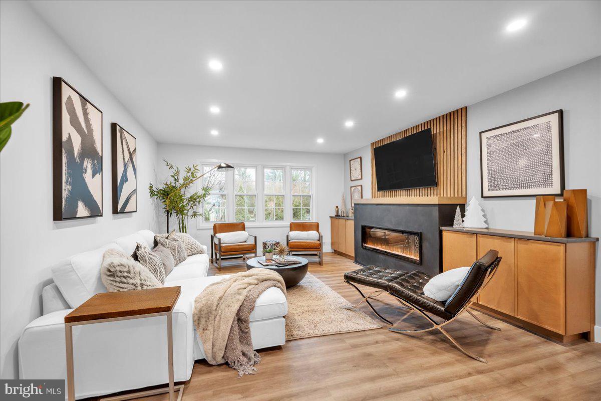 1324 BEAVERBROOK DRIVE