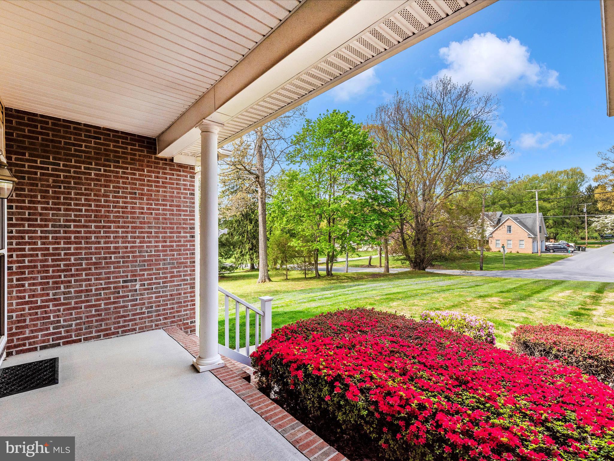 MONKS MISERY - Residential