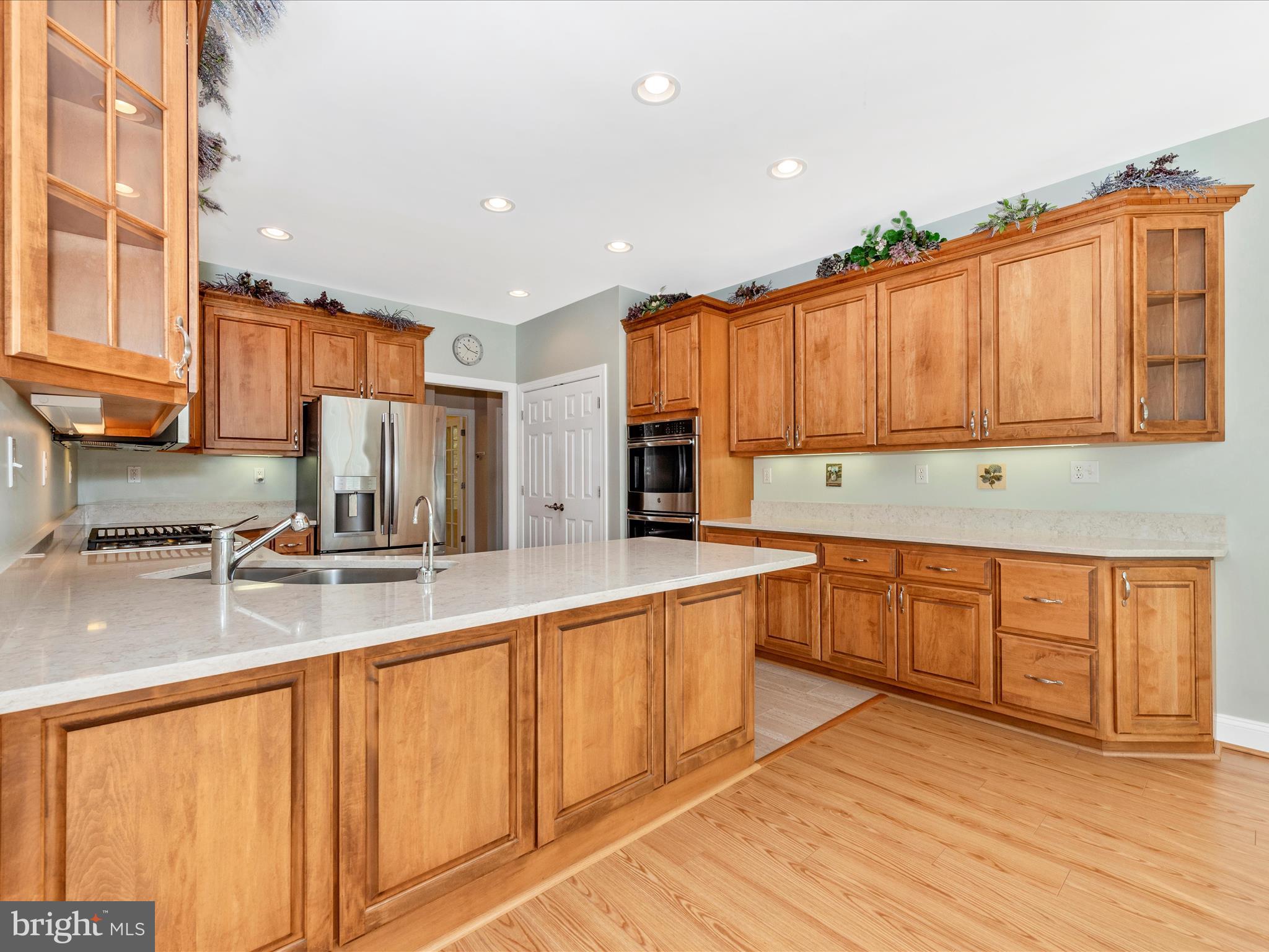 MONKS MISERY - Residential