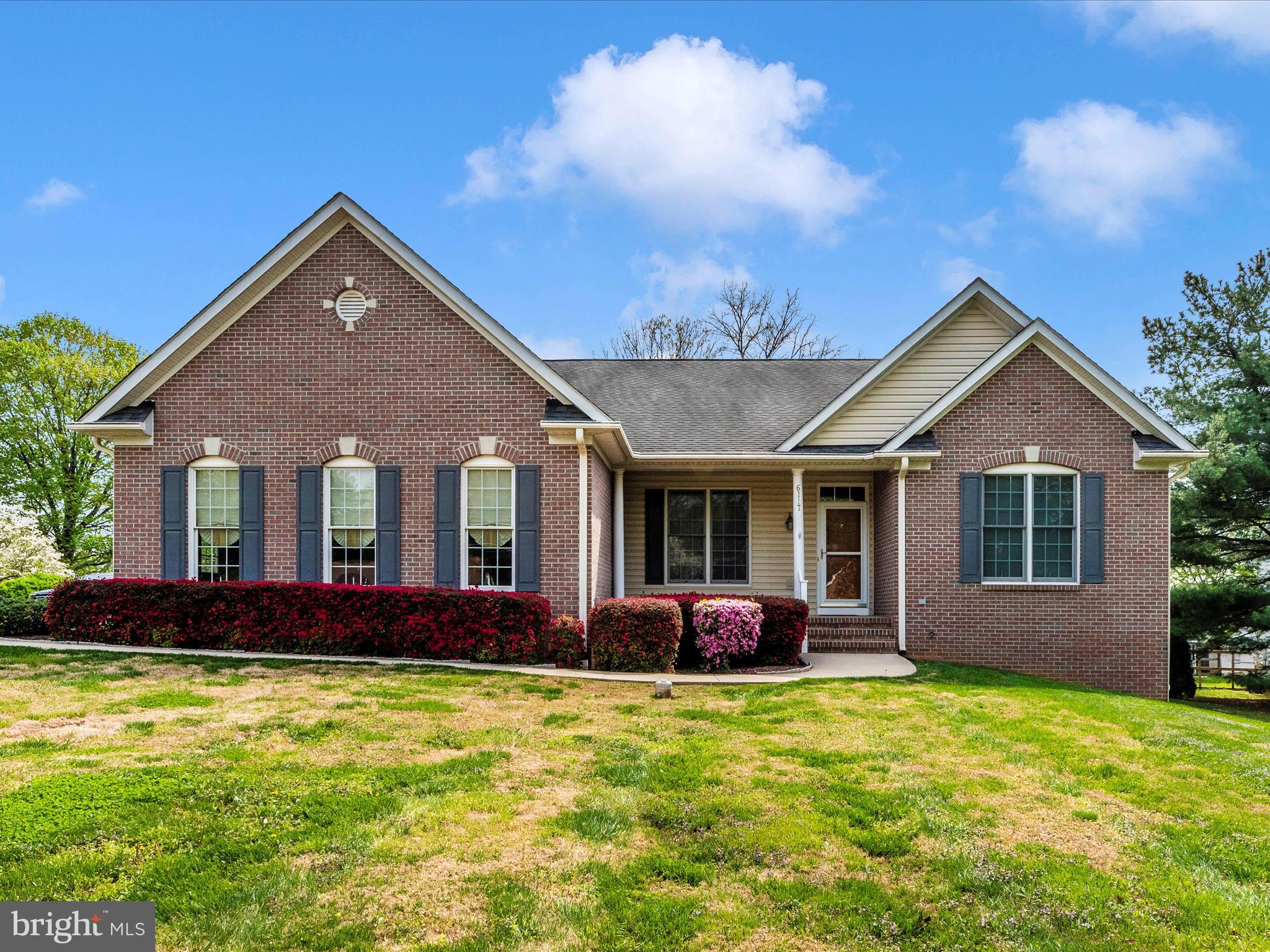 MONKS MISERY - Residential