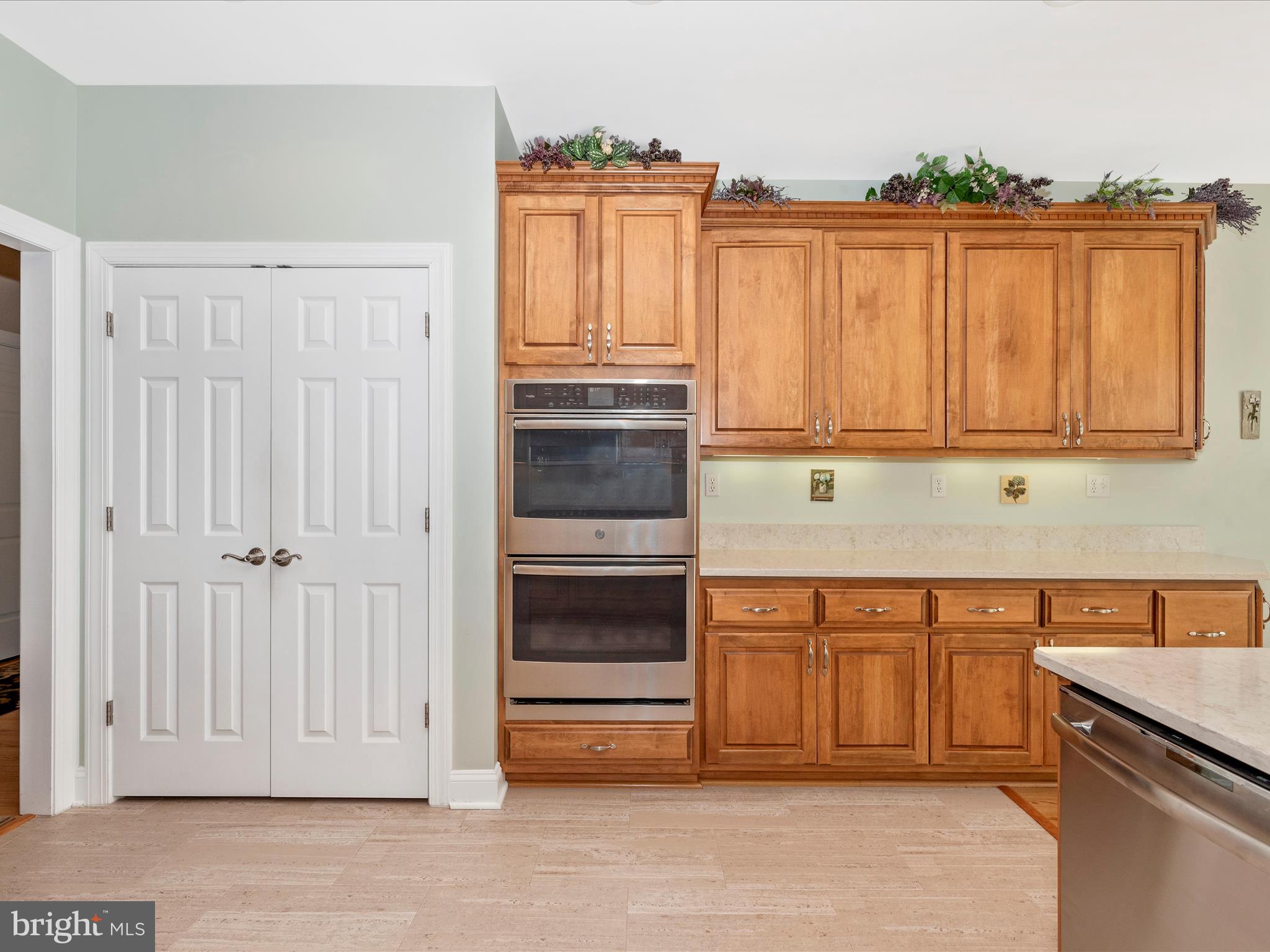 MONKS MISERY - Residential