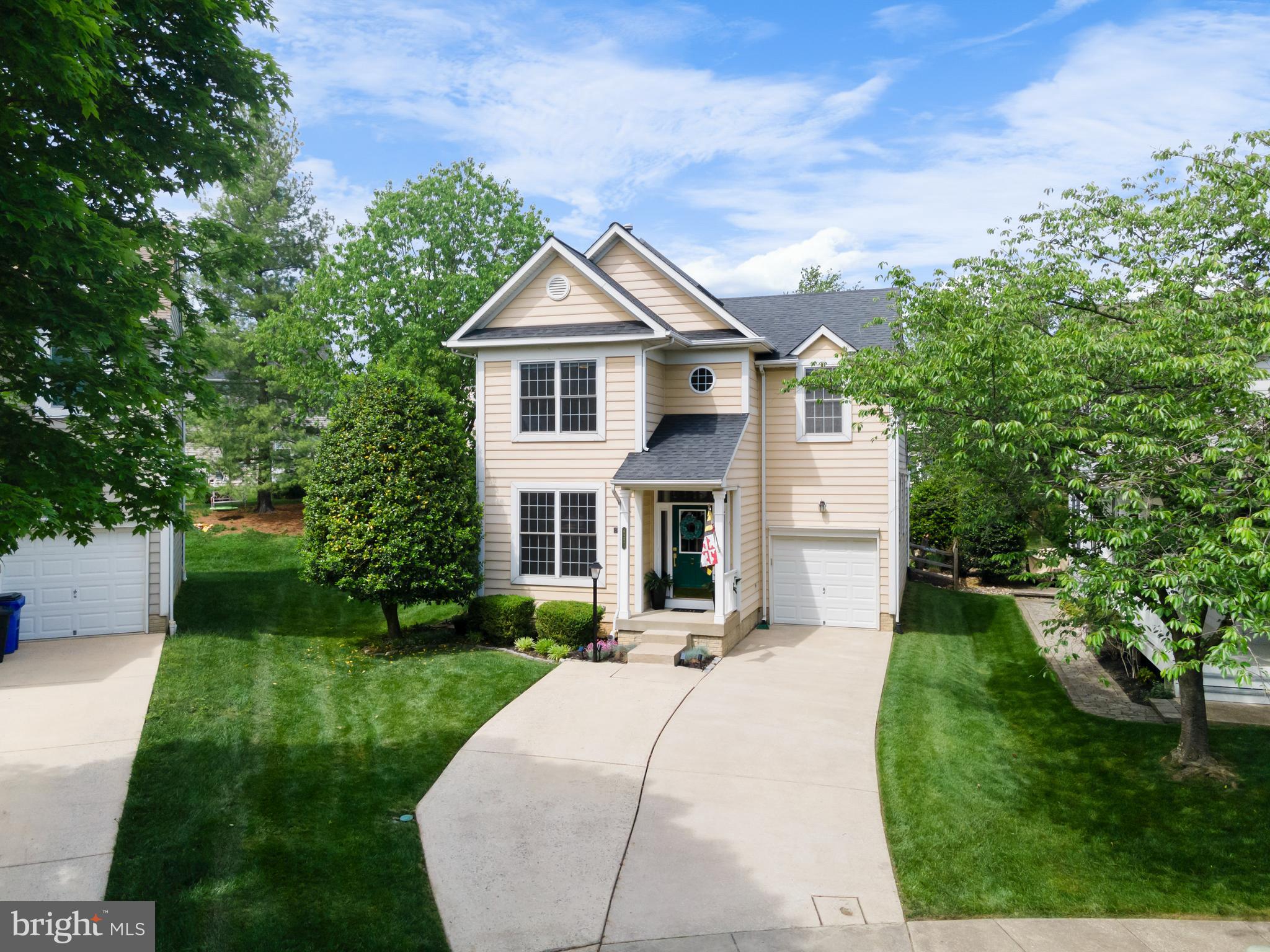 VILLAGE OF LONG REACH - Residential