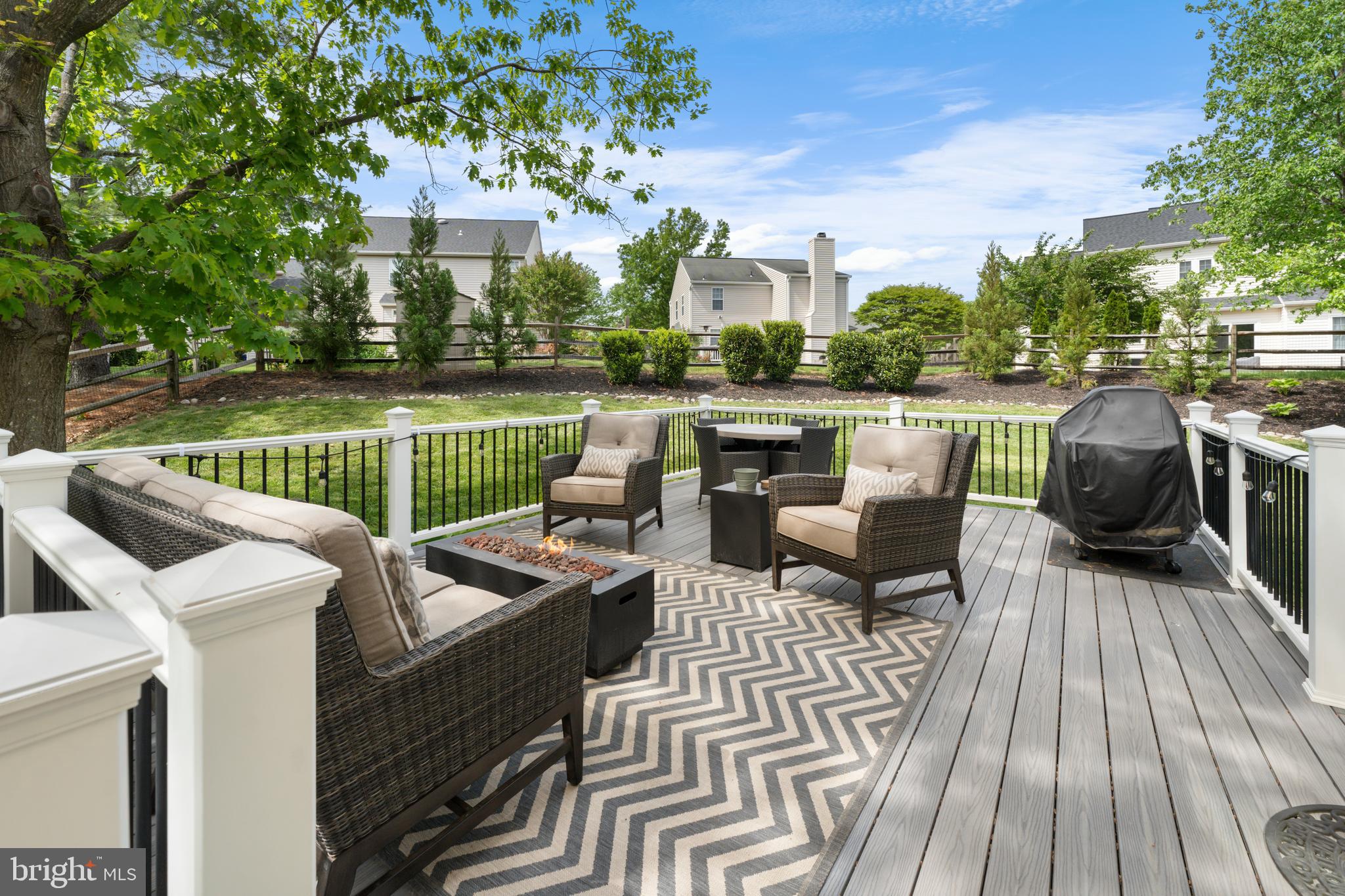 VILLAGE OF LONG REACH - Residential