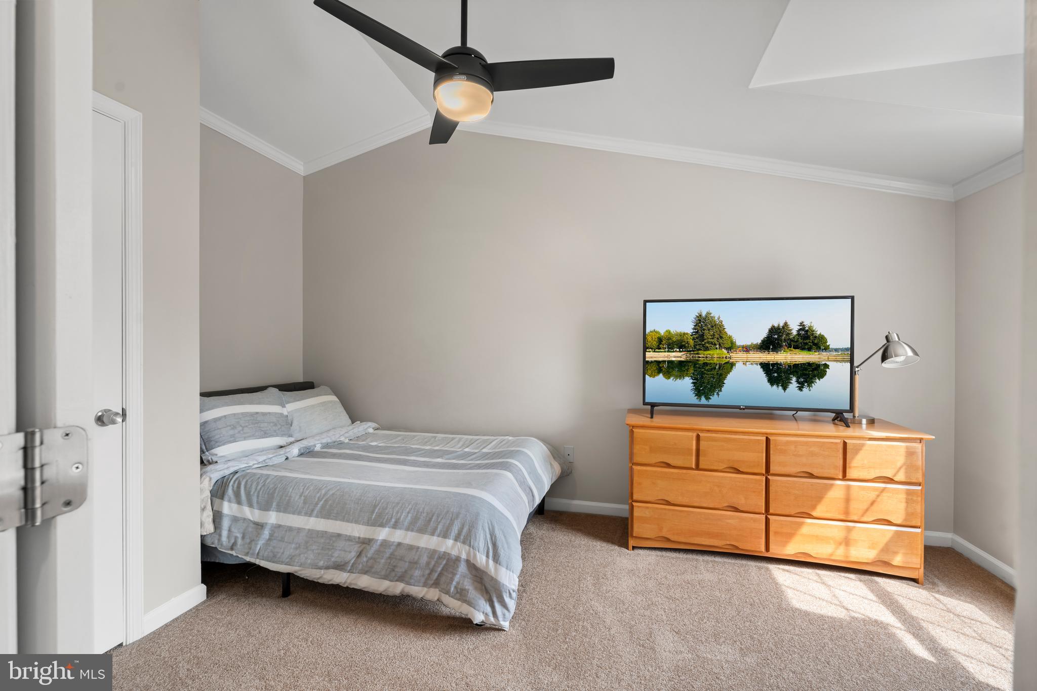 VILLAGE OF LONG REACH - Residential