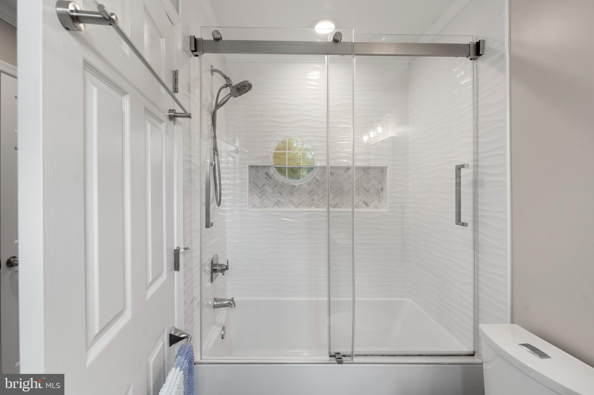 VILLAGE OF LONG REACH - Residential