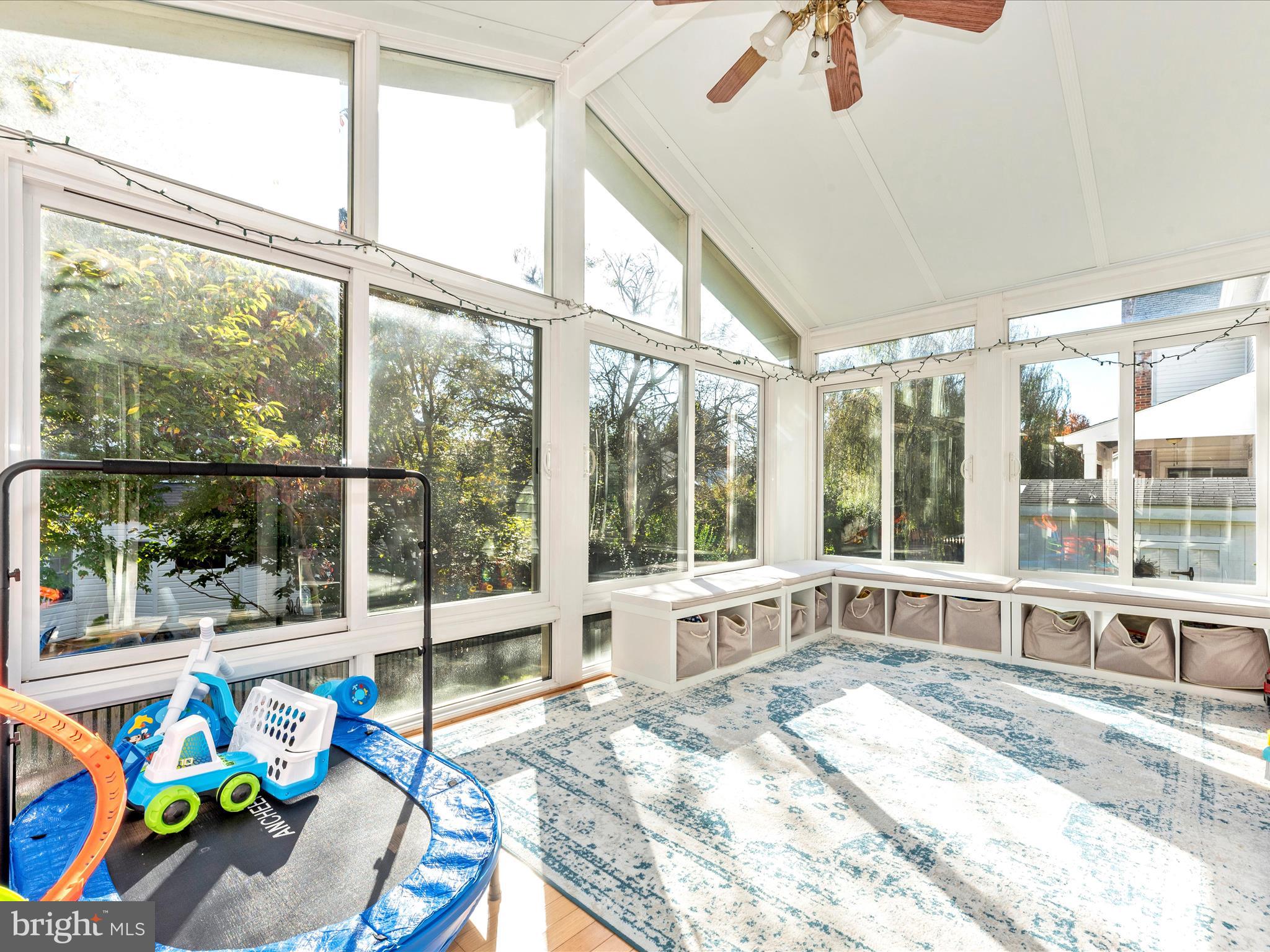 KINGSBROOK - Residential