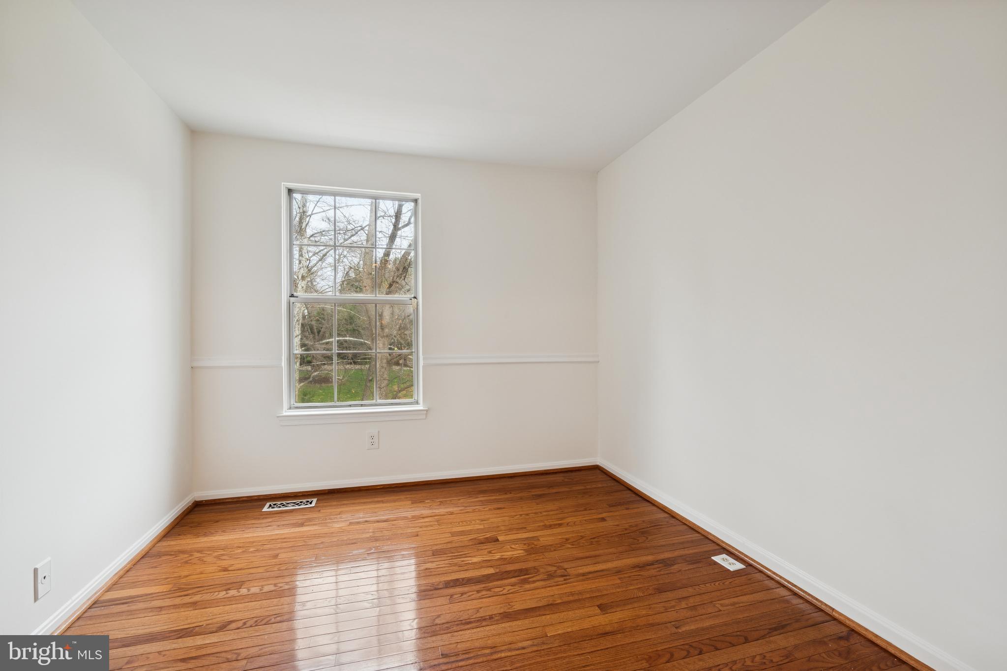 POTOMAC CHASE - Residential