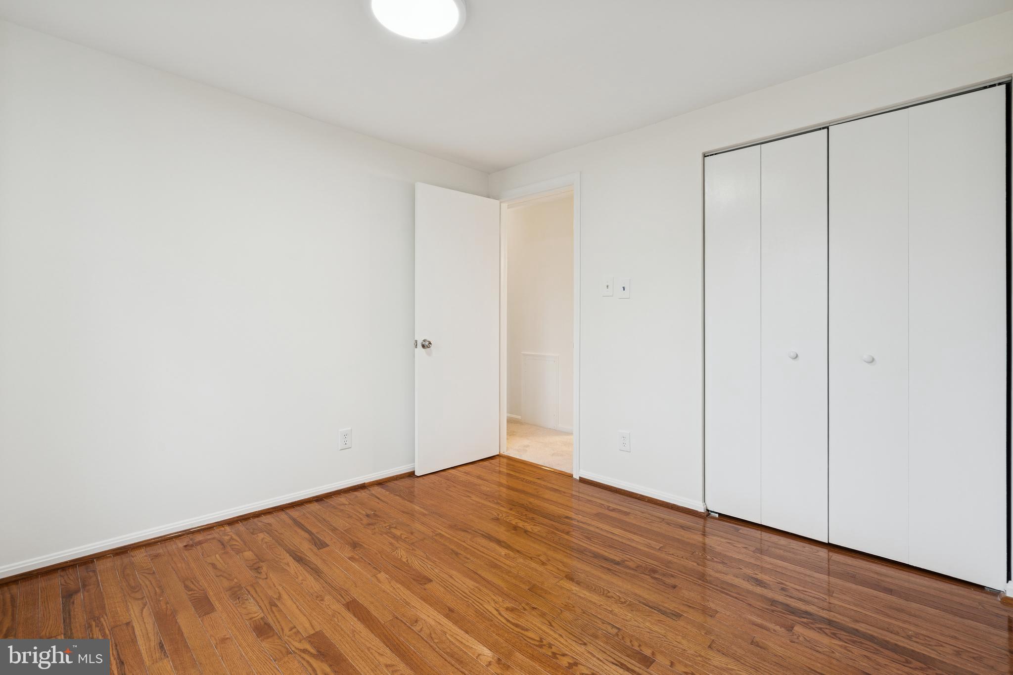 POTOMAC CHASE - Residential