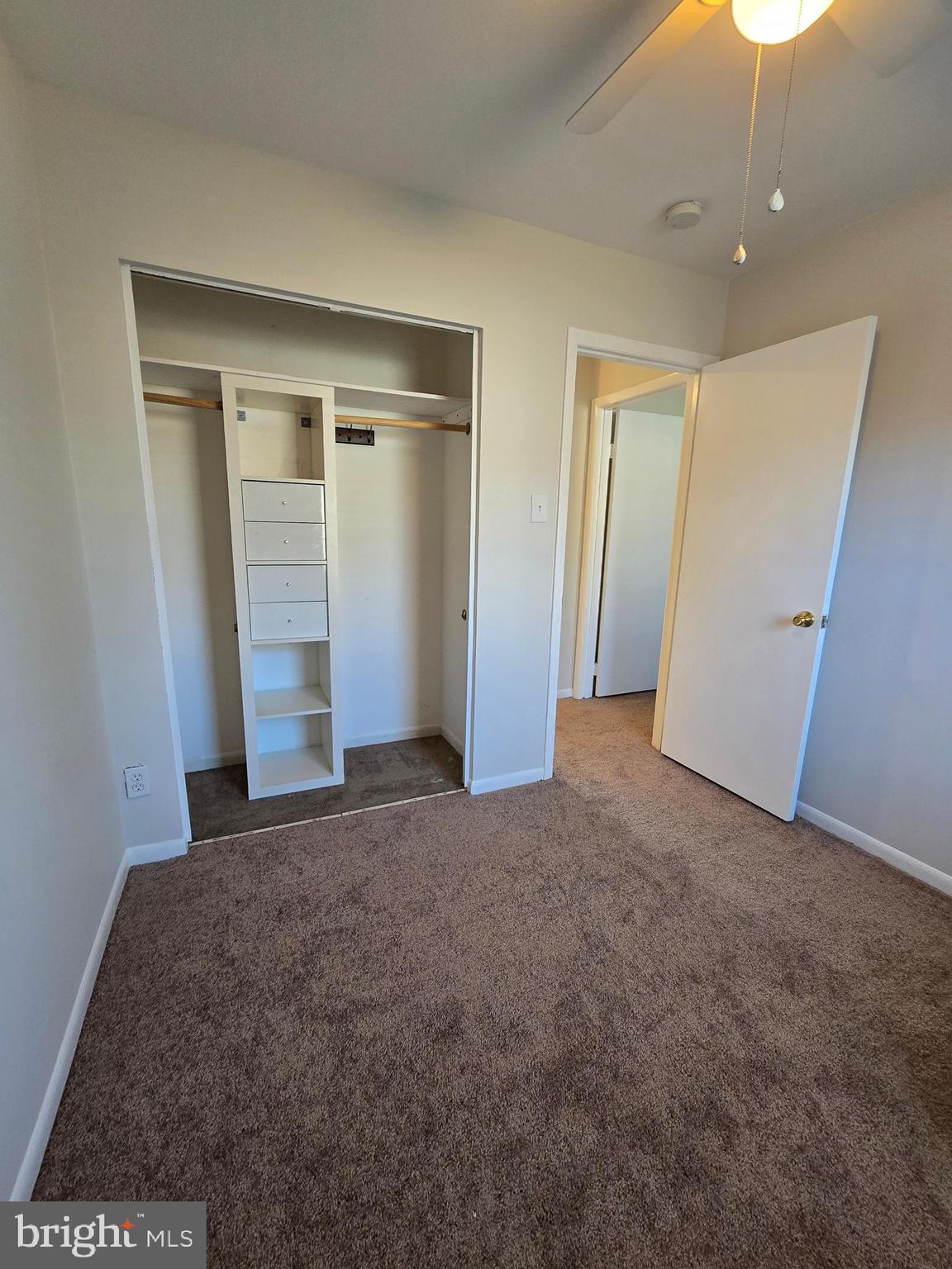 VILLAGE OF LONG REACH - Residential