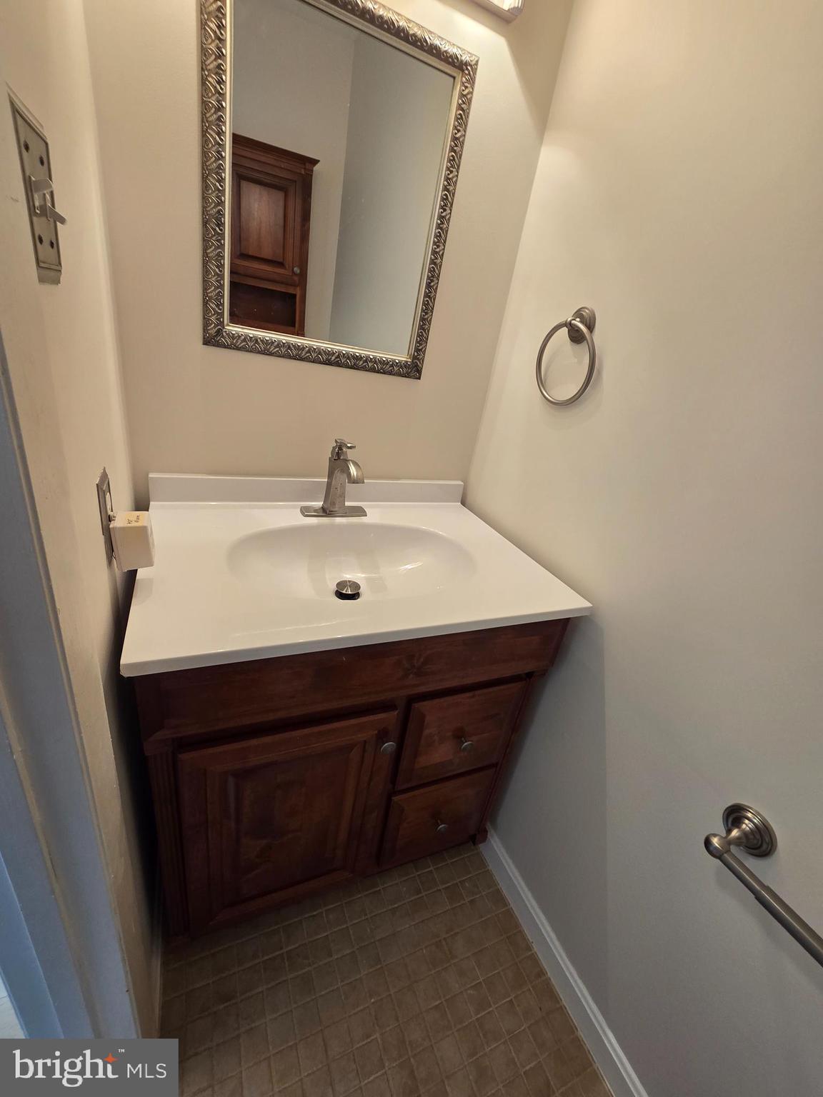 VILLAGE OF LONG REACH - Residential