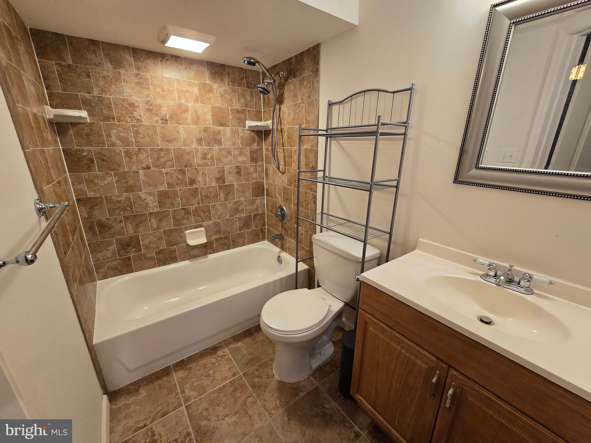 VILLAGE OF LONG REACH - Residential