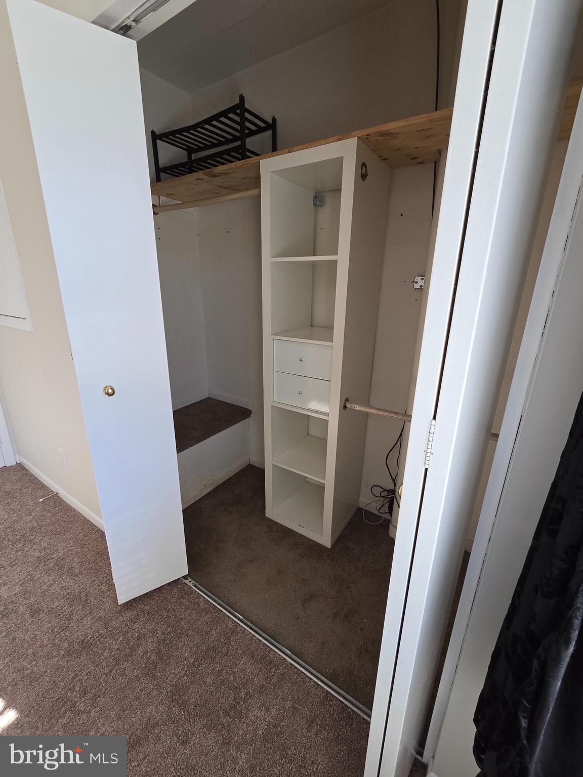 VILLAGE OF LONG REACH - Residential