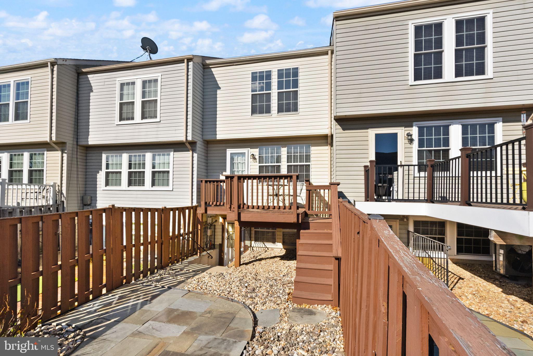 GREEN TRAILS - Residential