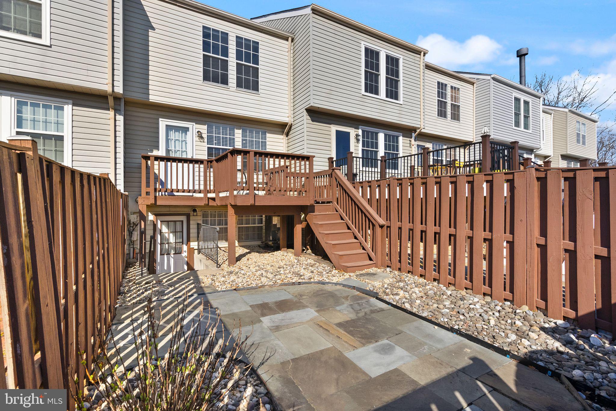 GREEN TRAILS - Residential