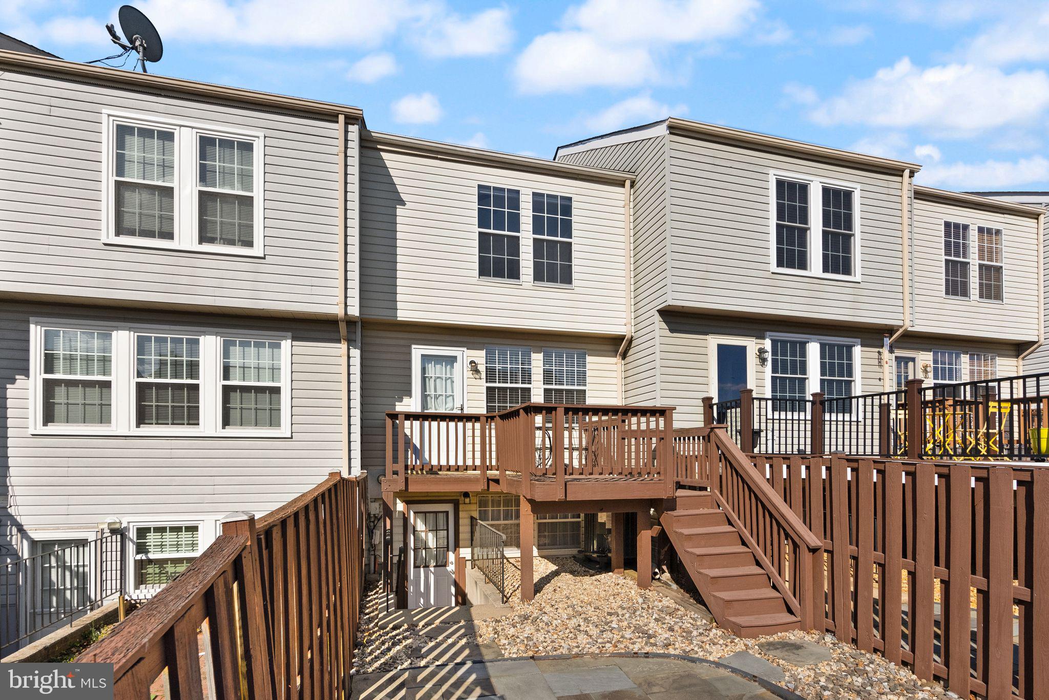 GREEN TRAILS - Residential