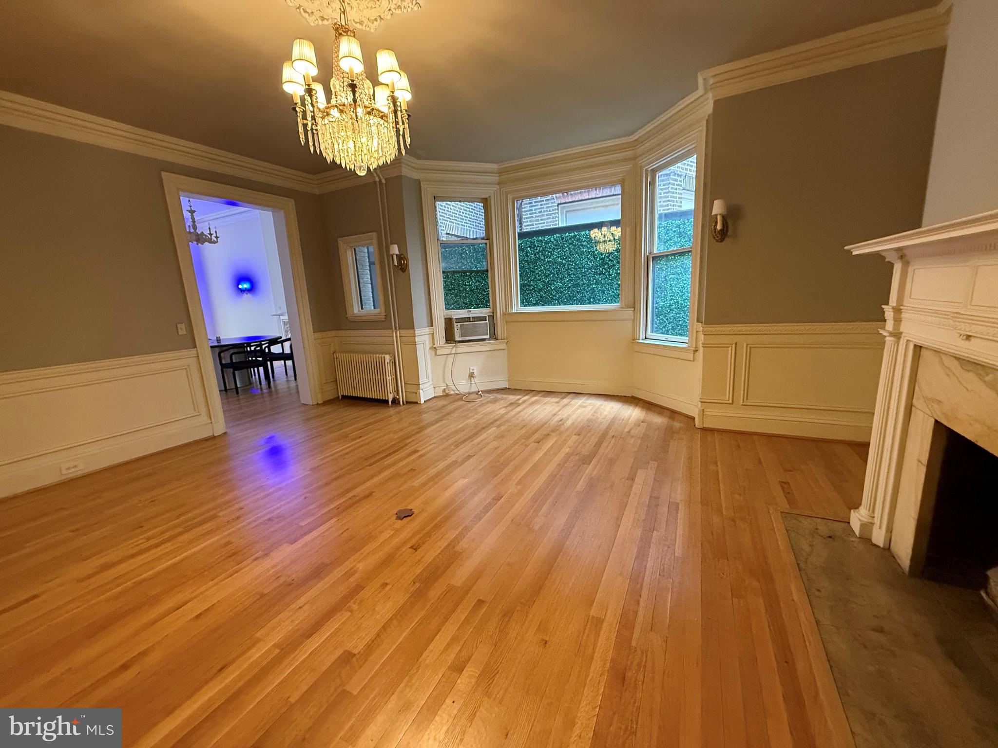 MOUNT VERNON PLACE HISTORIC DISTRICT - Commercial Lease