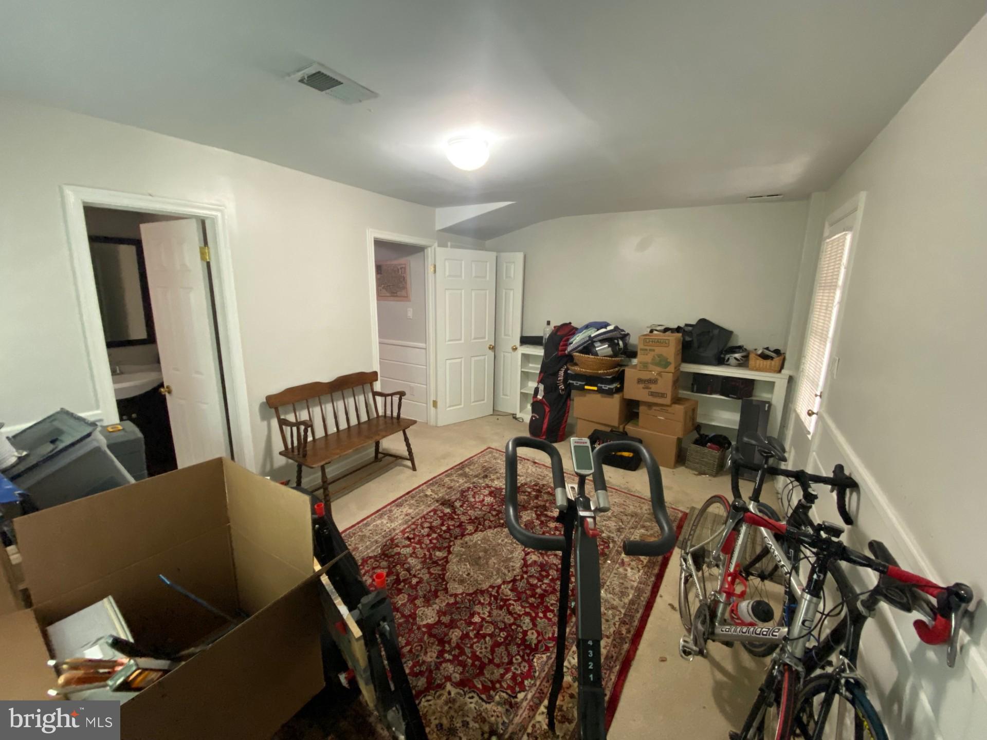 CHEVY CHASE - Residential Lease