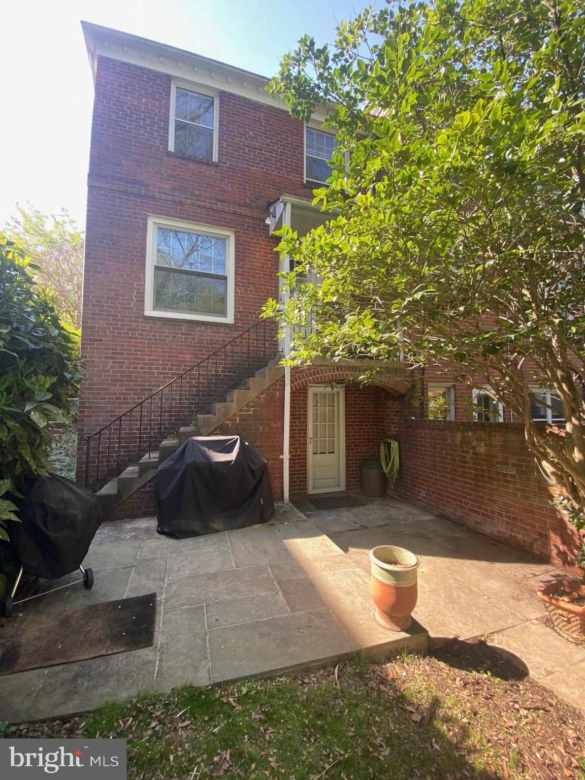 CHEVY CHASE - Residential Lease