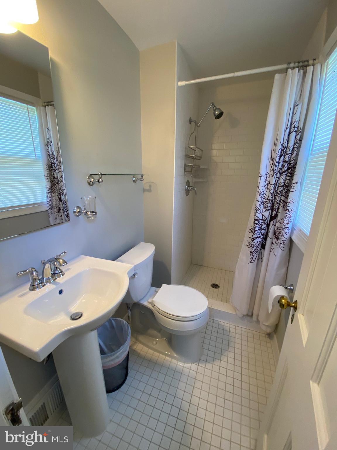 CHEVY CHASE - Residential Lease