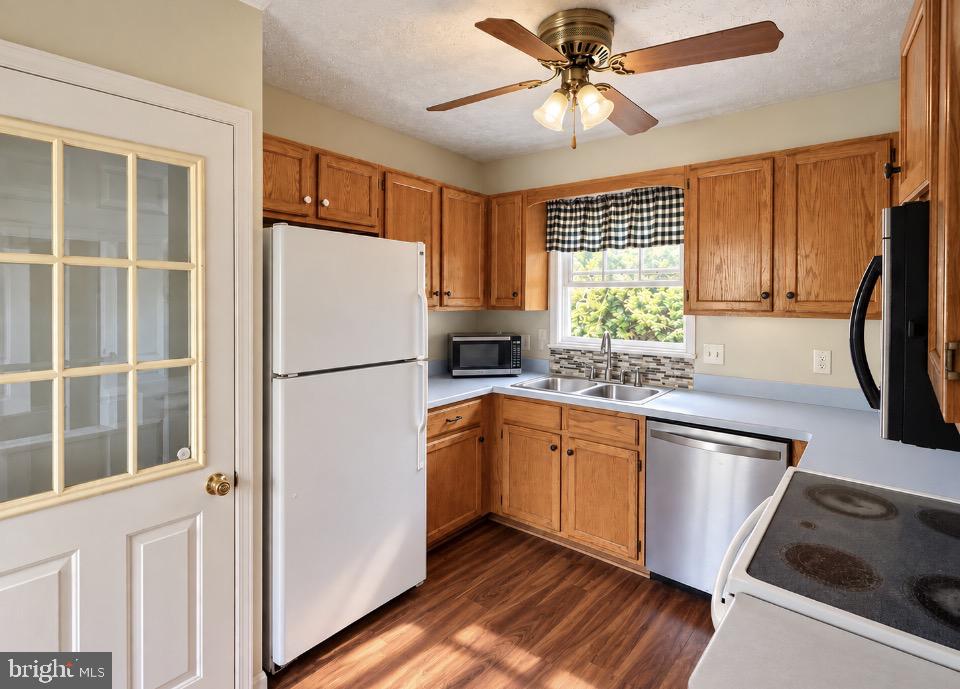 78 VERBENA TERRACE N