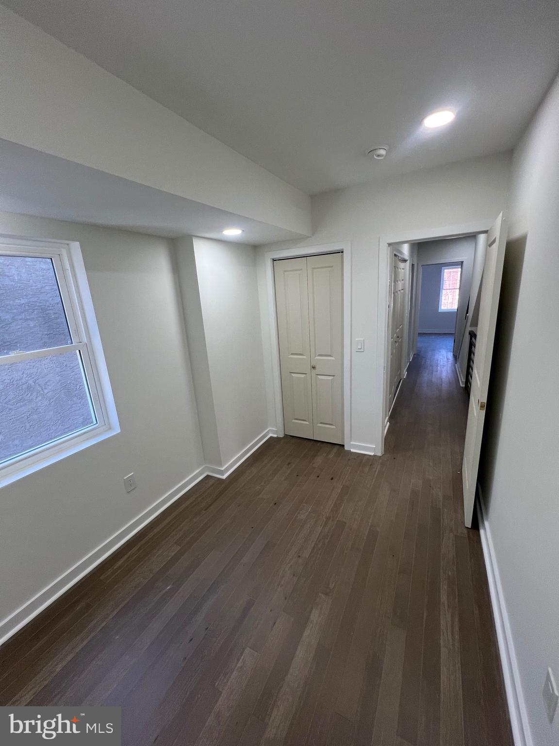 KENSINGTON - Residential
