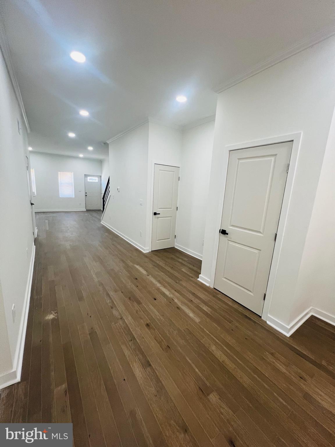 KENSINGTON - Residential