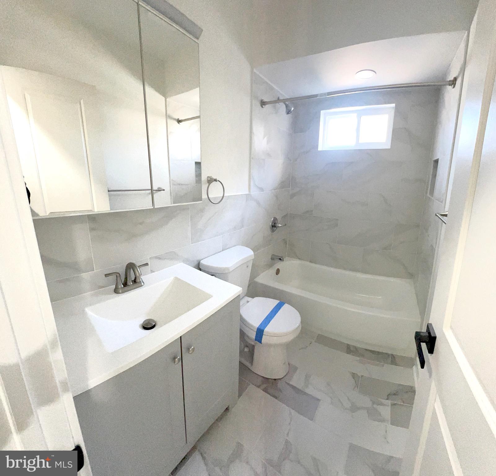 KENSINGTON - Residential