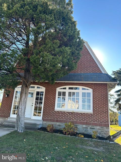 Photo of 1203 E Dekalb Pike, KING OF PRUSSIA, PA 19406 (MLS # PAMC2160978)