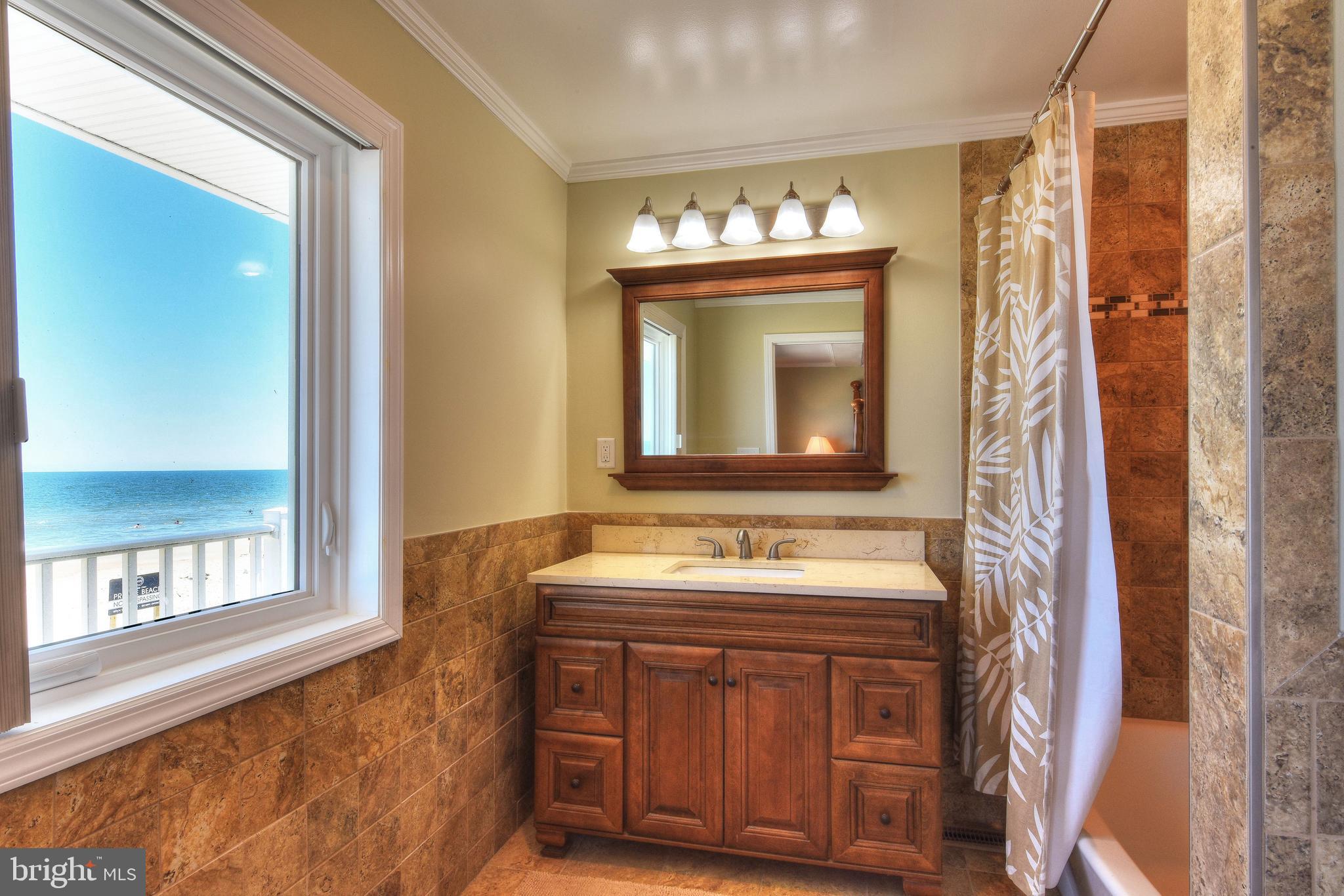 INDIAN BEACH - Residential