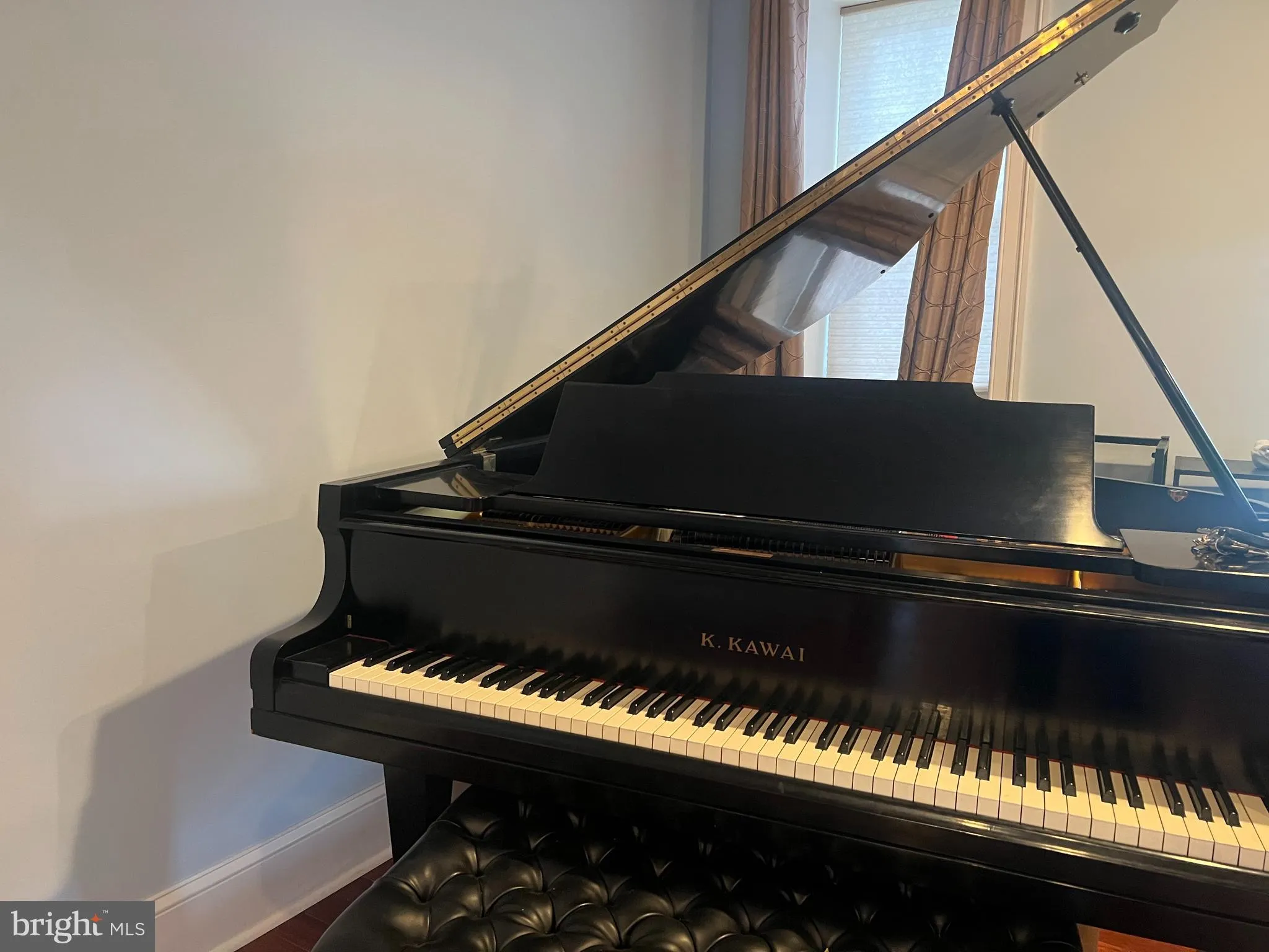 Philadelphia, Pennsylvania 19131, United States, 5 Bedrooms Bedrooms, ,3 BathroomsBathrooms,Residential,Contingent,50913