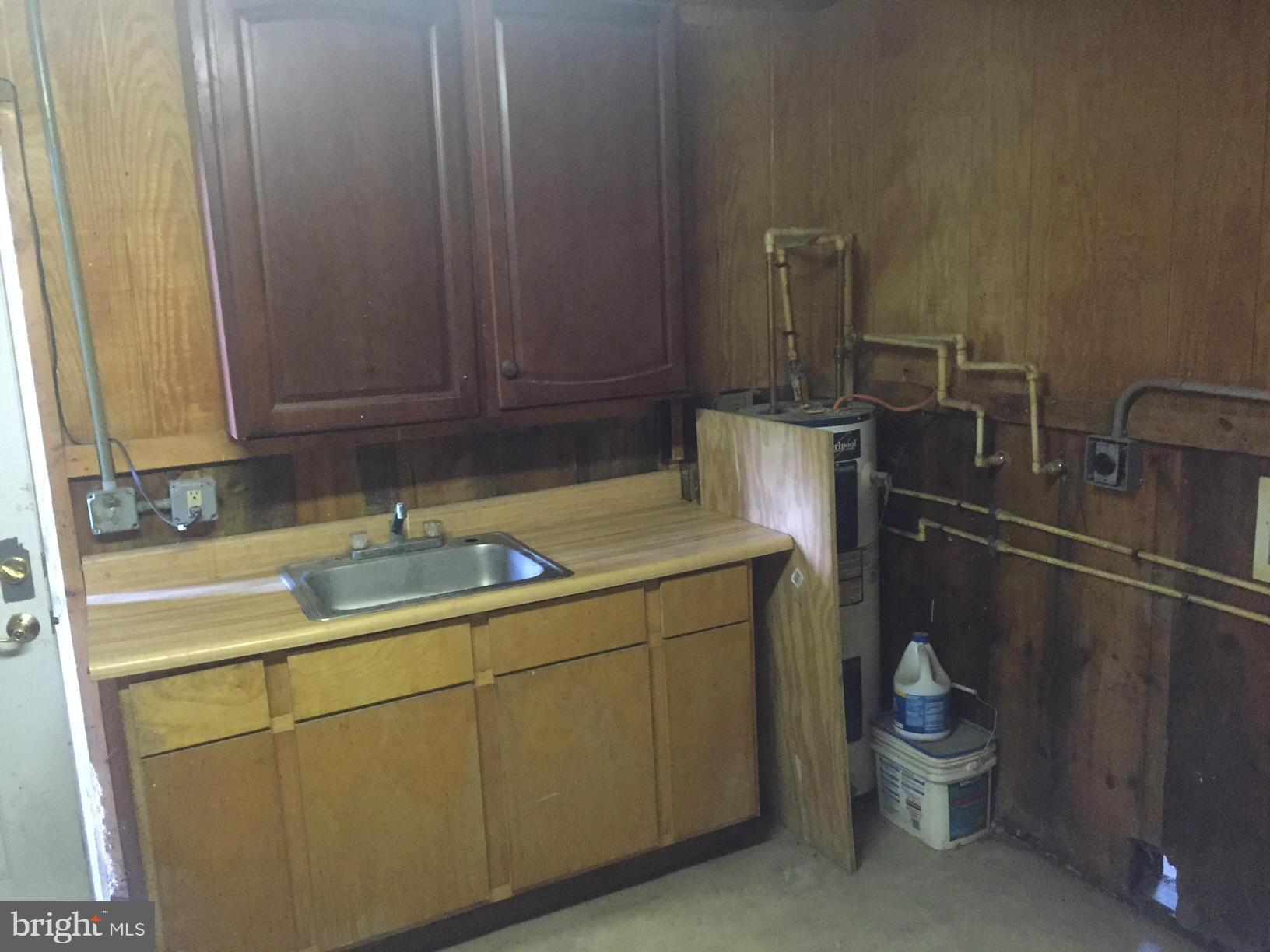 UNISON - Residential Lease