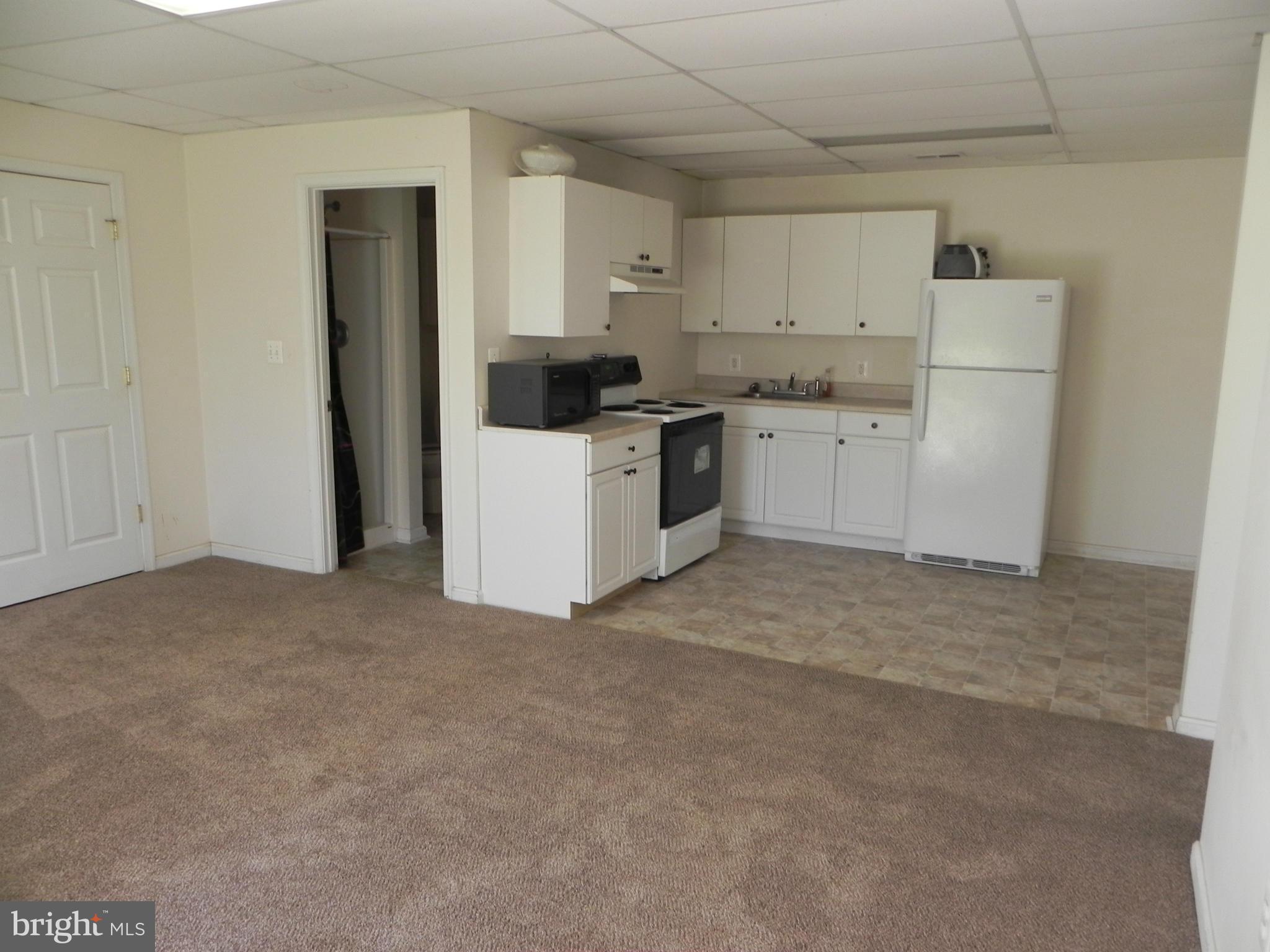 UNISON - Residential Lease