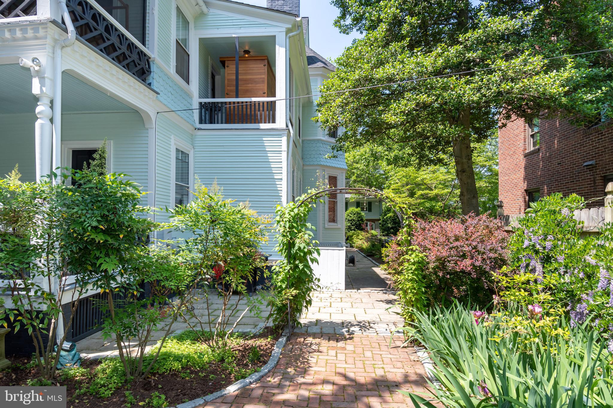 EASTON HISTORIC DISTRICT - Residential