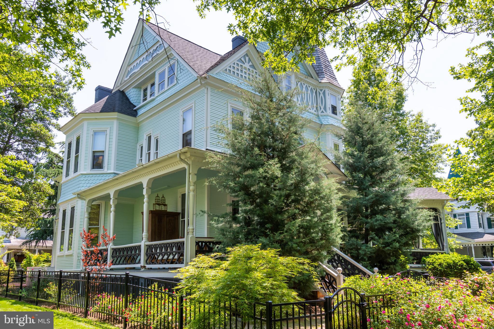 EASTON HISTORIC DISTRICT - Residential