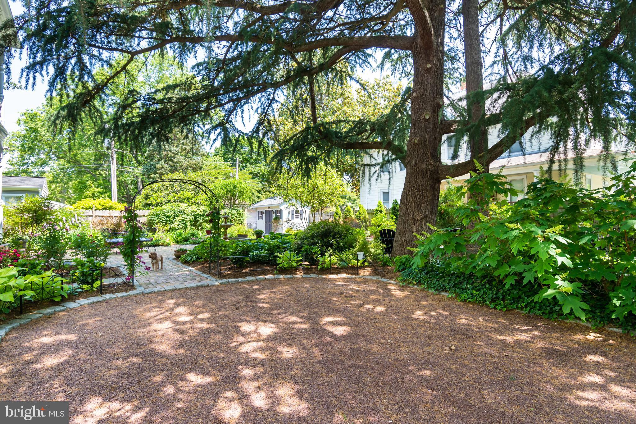 EASTON HISTORIC DISTRICT - Residential