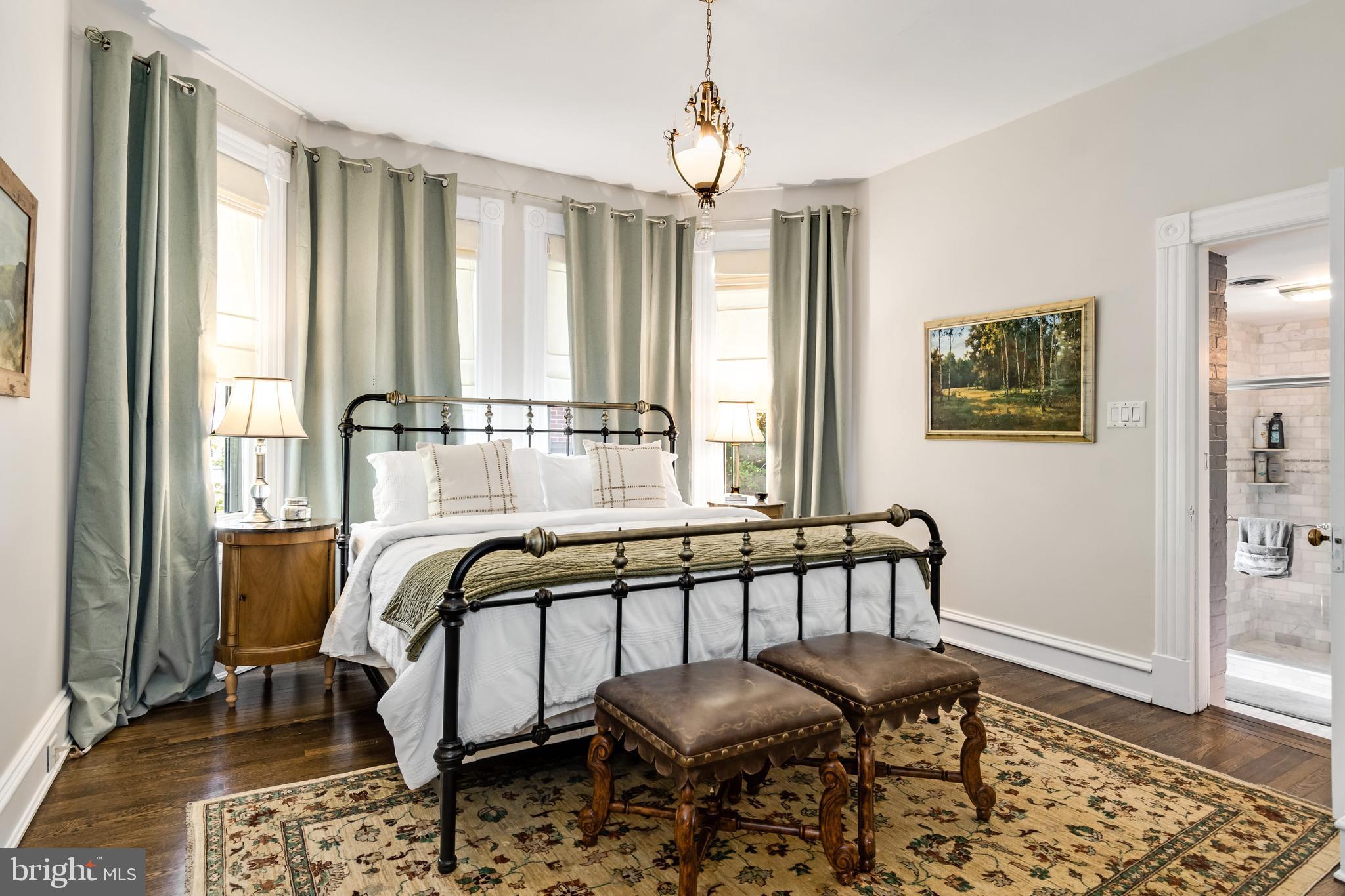 EASTON HISTORIC DISTRICT - Residential